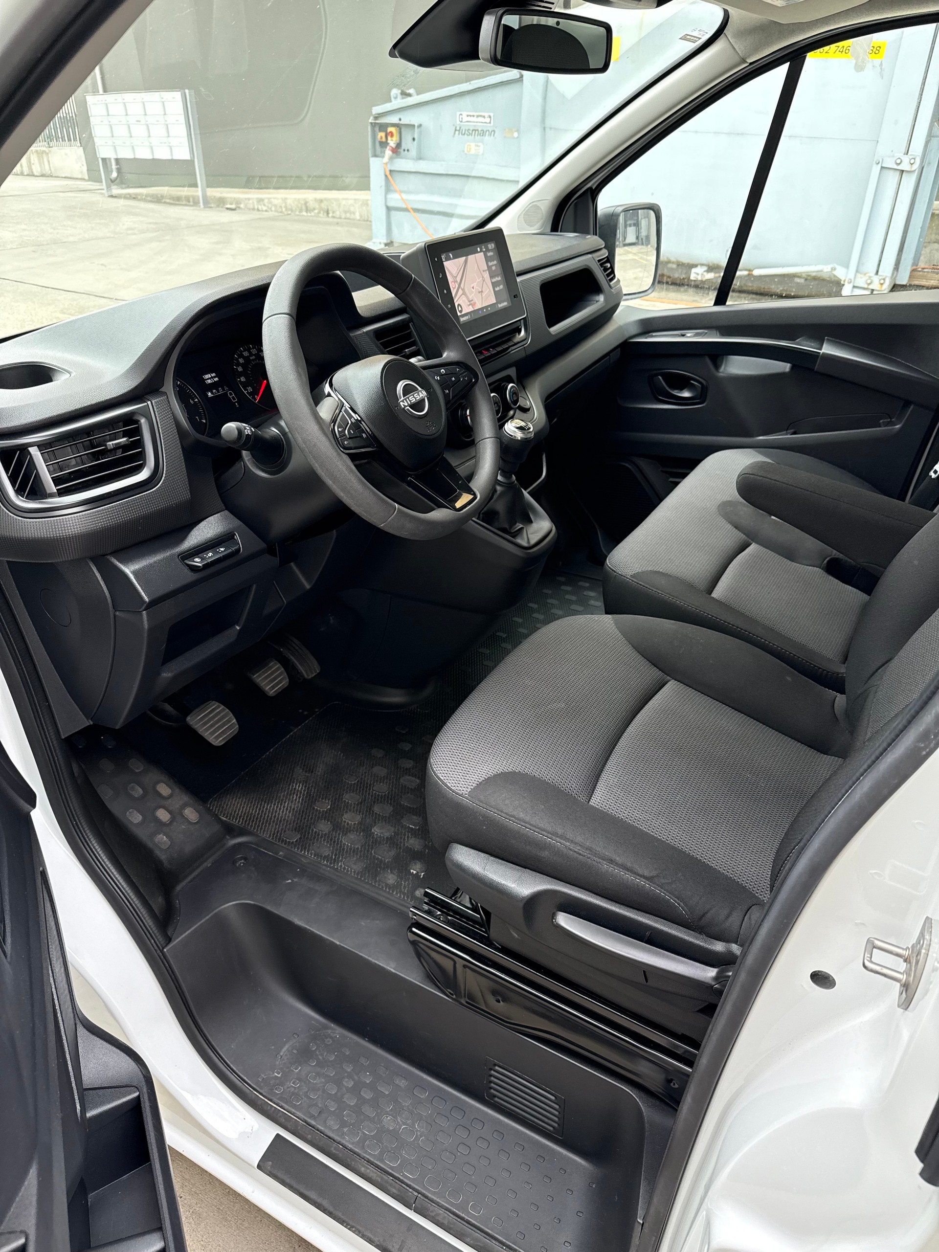 NISSAN Primastar dCi 130 3.0 L1H1 Acenta-image-8