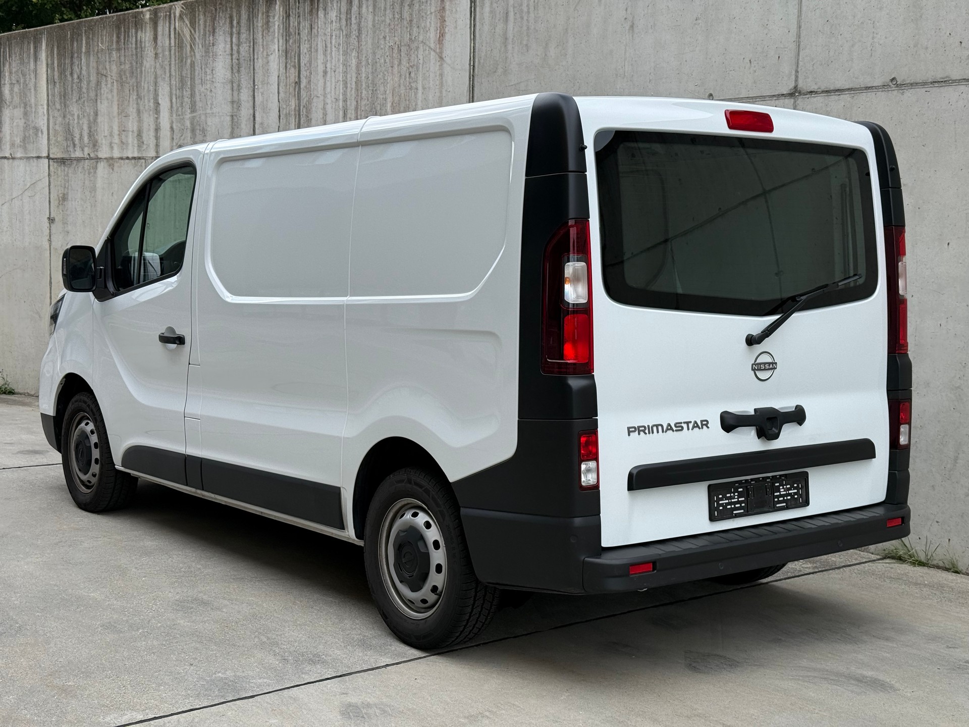 NISSAN Primastar dCi 130 3.0 L1H1 Acenta-image-2