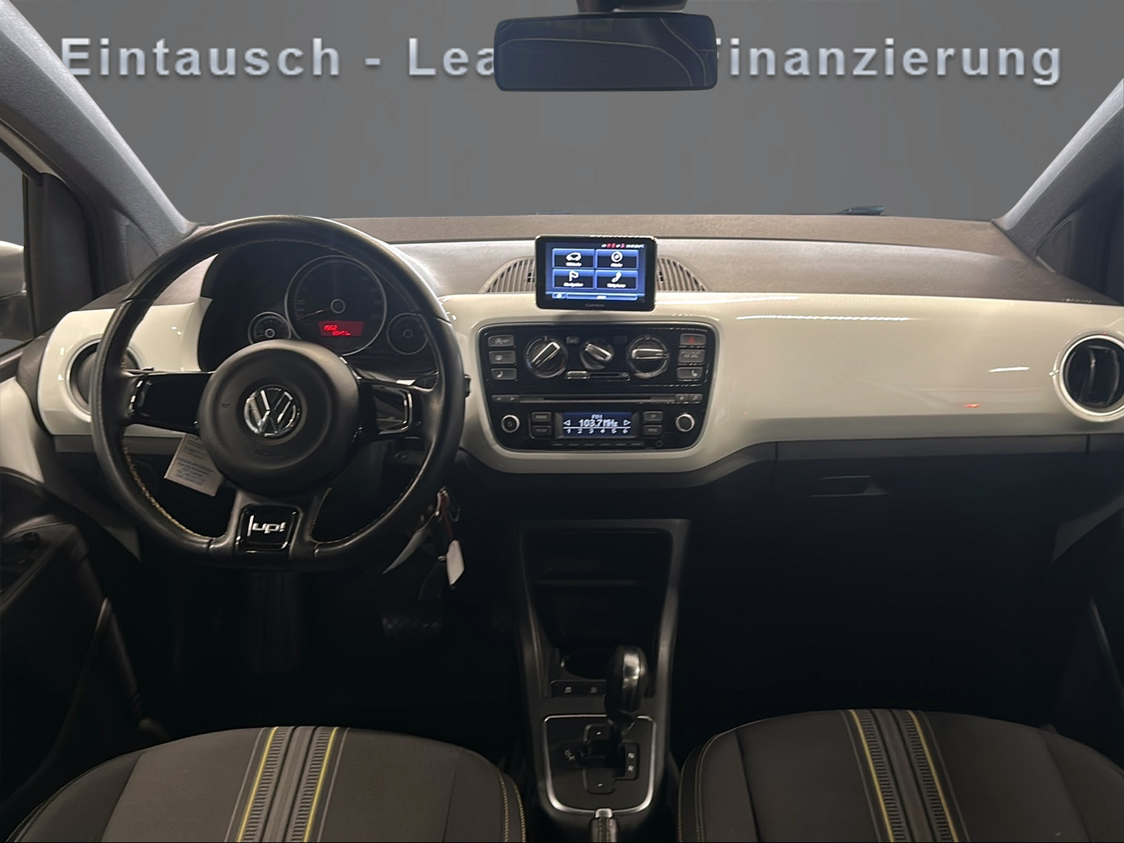 VW Up 1.0 BMT street up ASG-image-8