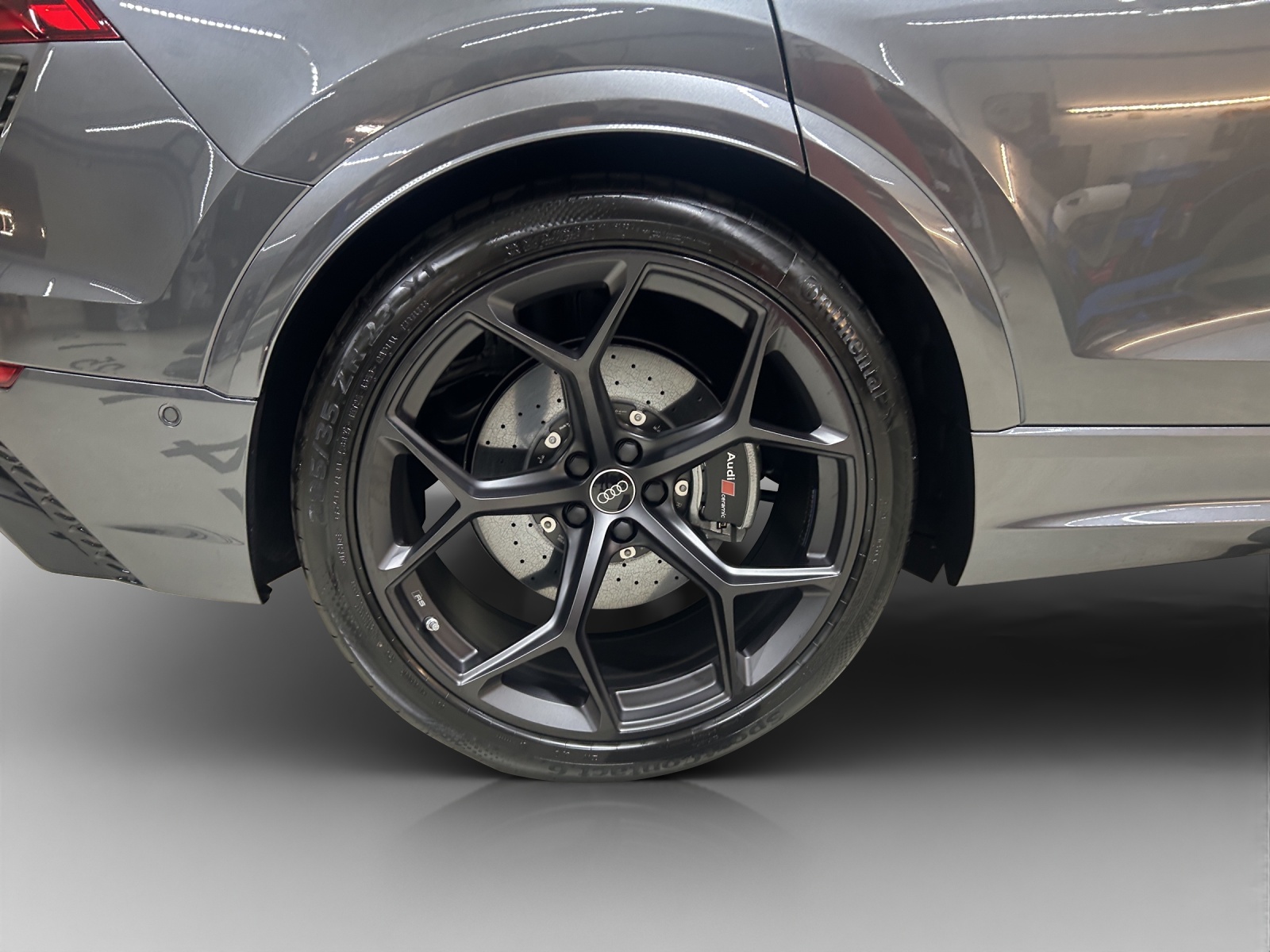 AUDI RSQ8 performance quattro-image-13