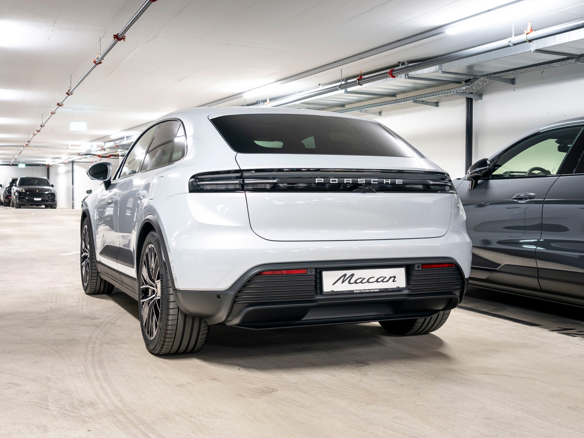 PORSCHE Macan 4 S 100kWh-image-2