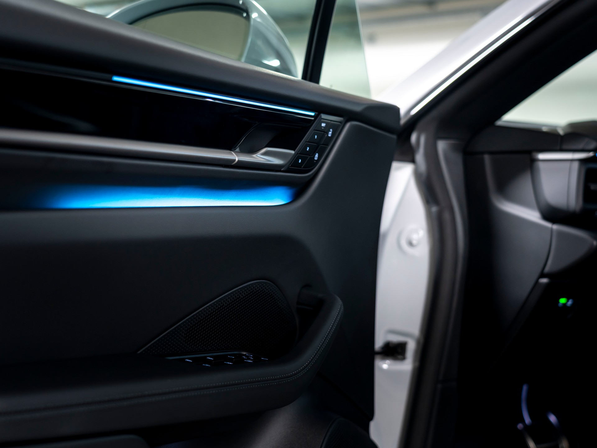 PORSCHE Macan 4 S 100kWh-image-22