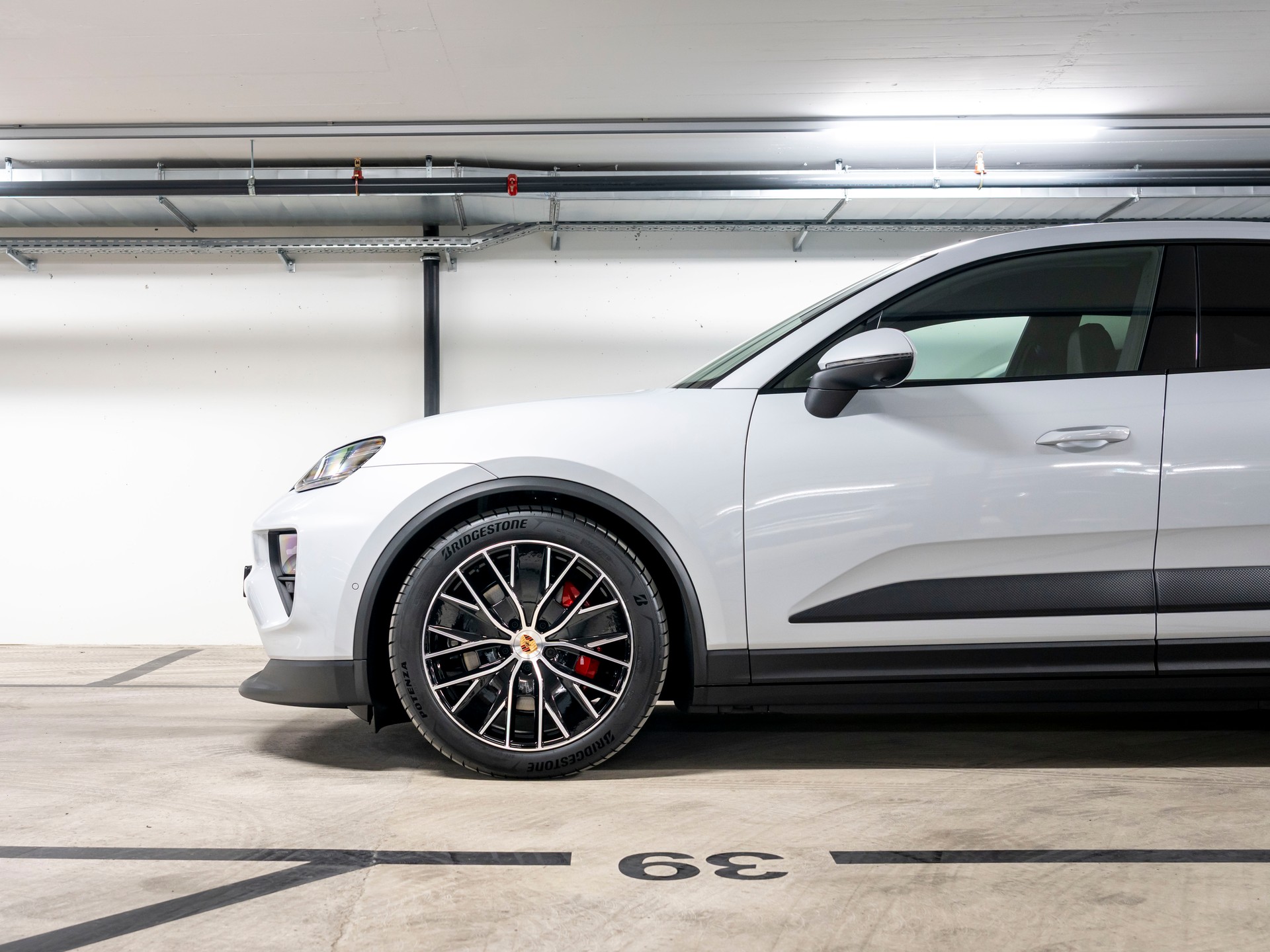 PORSCHE Macan 4 S 100kWh-image-10