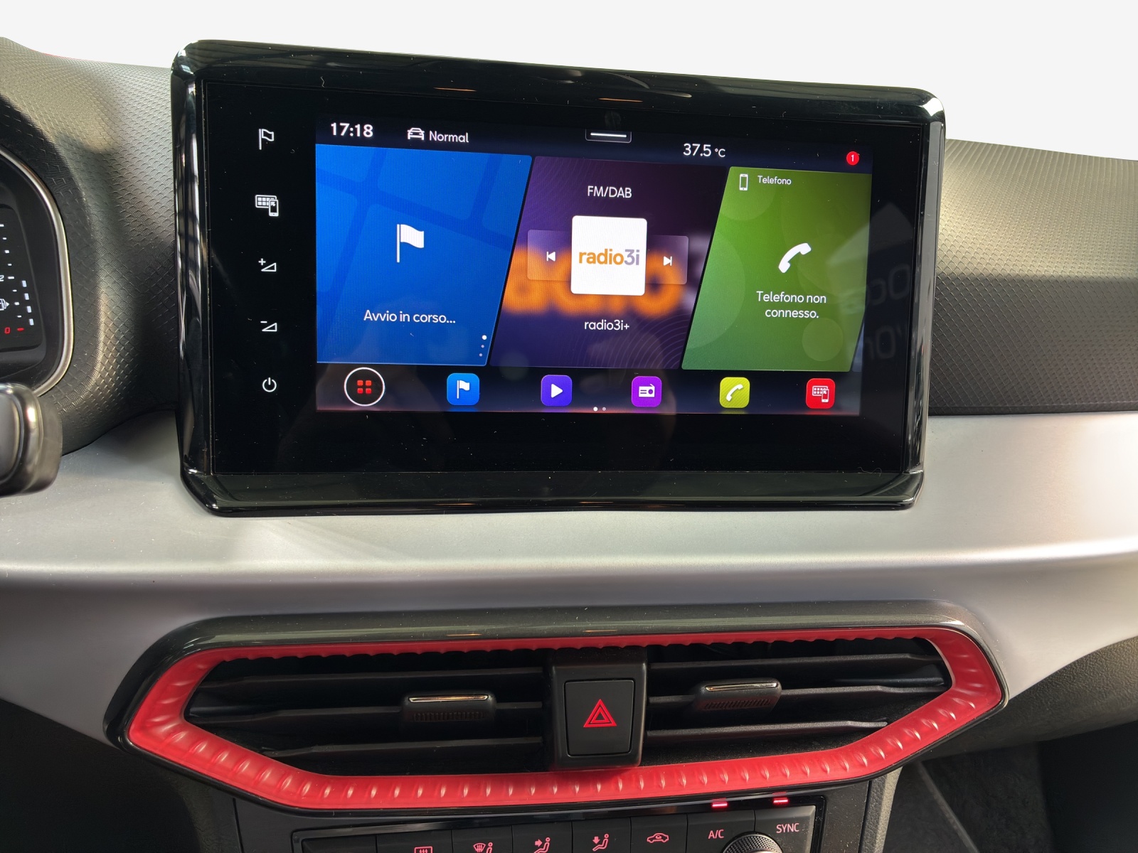 SEAT Ibiza 1.0 EcoTSI Hola FR DSG-image-10