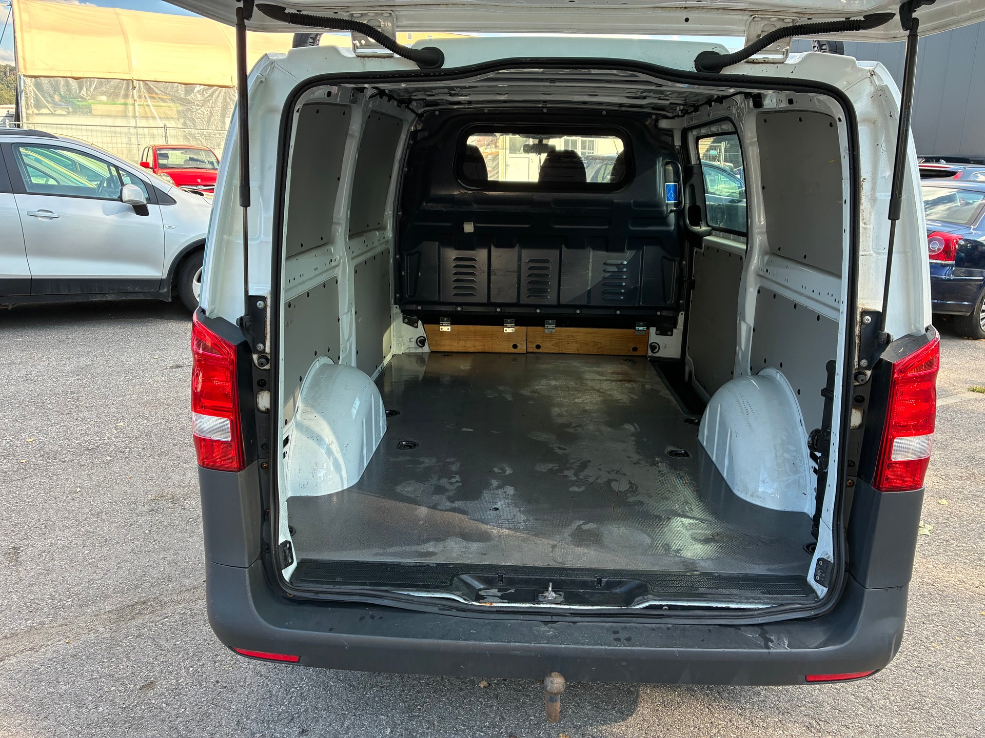 MERCEDES-BENZ Vito 116 BlueTEC L Euro 6-image-6