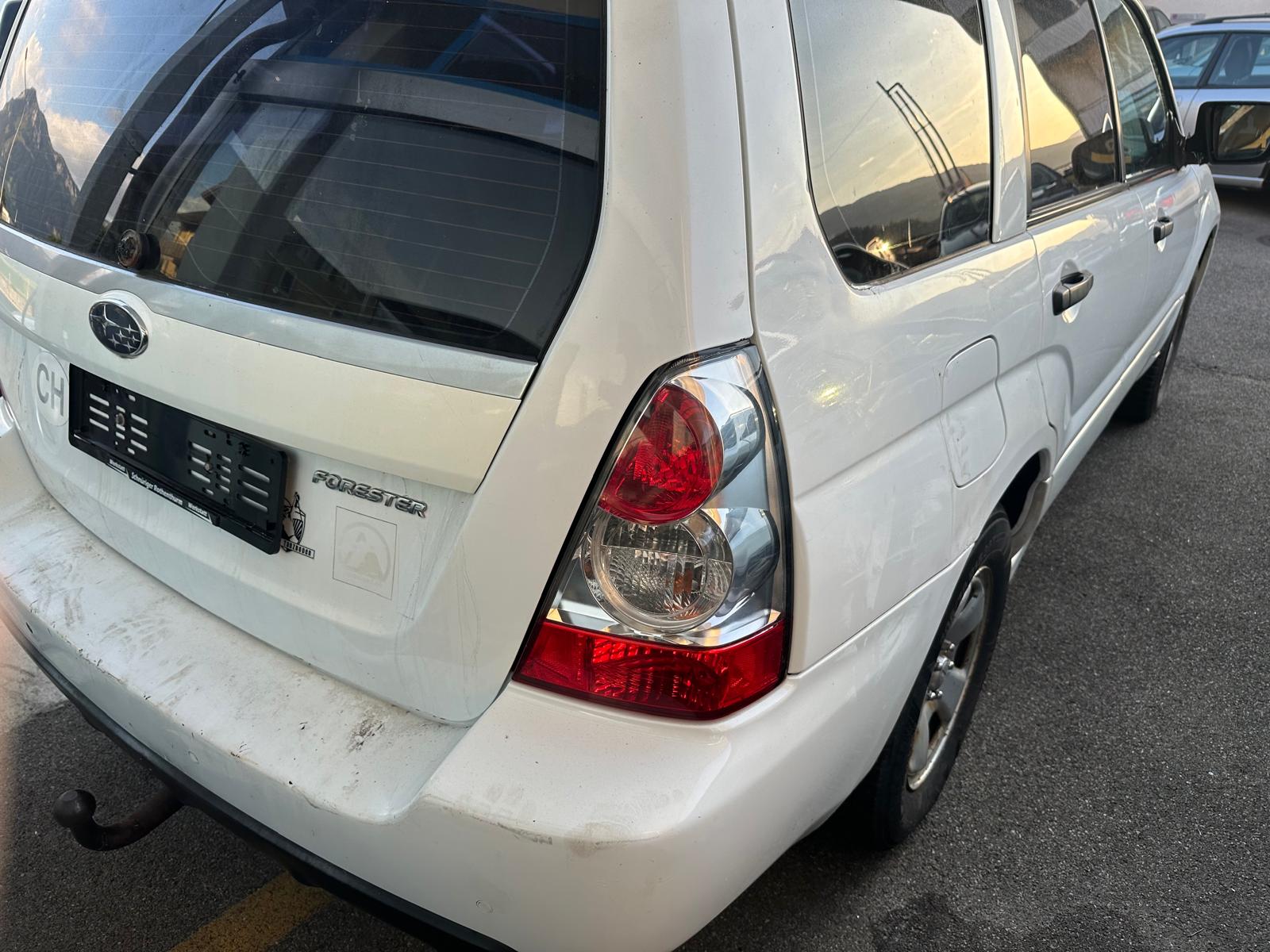 SUBARU Forester 2.0X (Swiss)-image-4