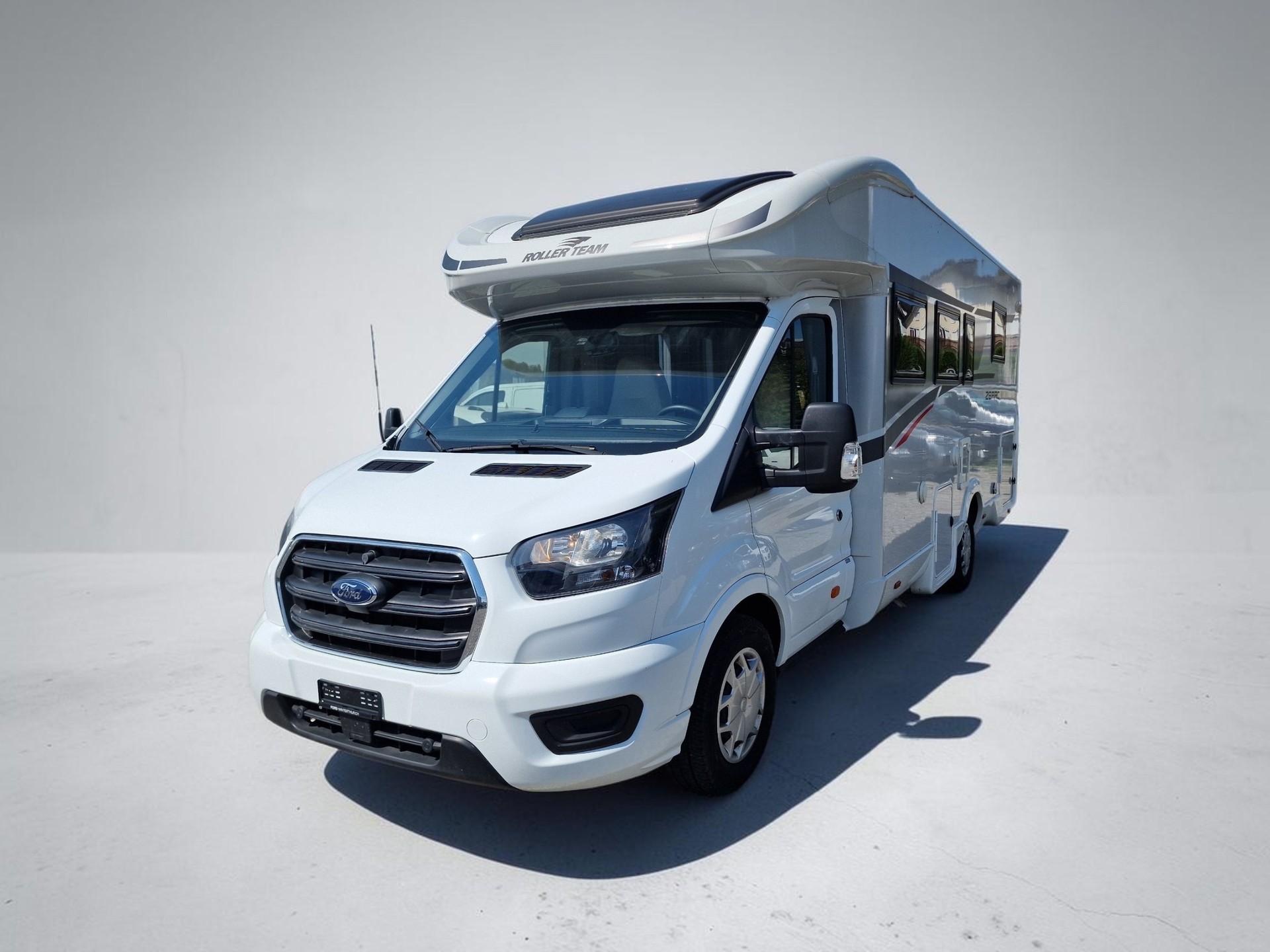 FORD Roller Team Zafiro 267 24Mt Garantie-showroom-element-1