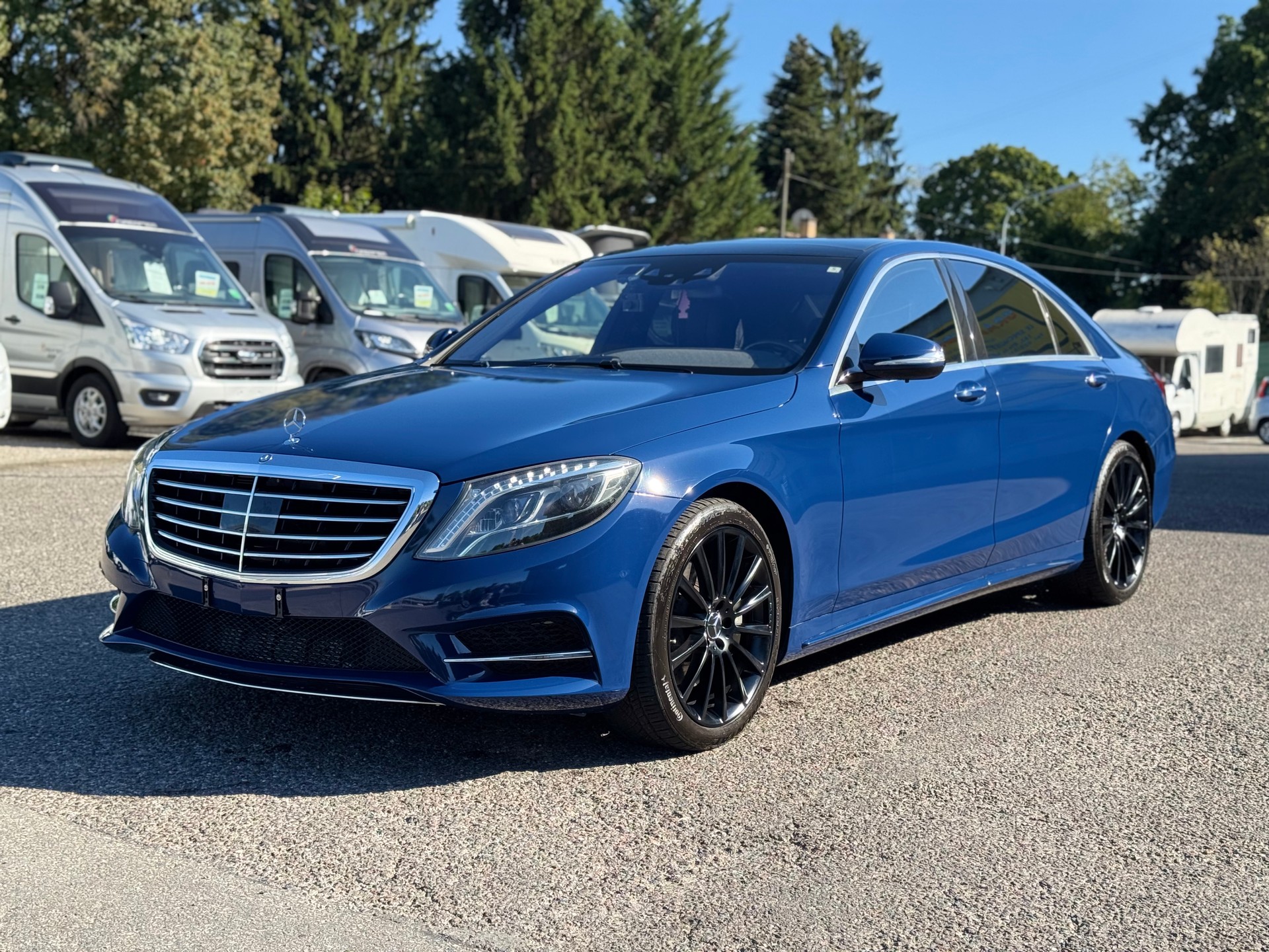 MERCEDES-BENZ S 500 V8 lang-image-0