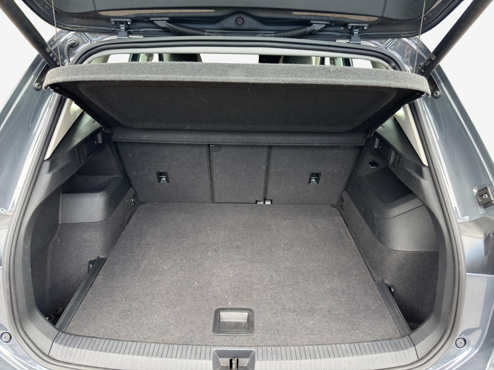 VW Tiguan 2.0 TSI DSG Life 4Motion-image-12