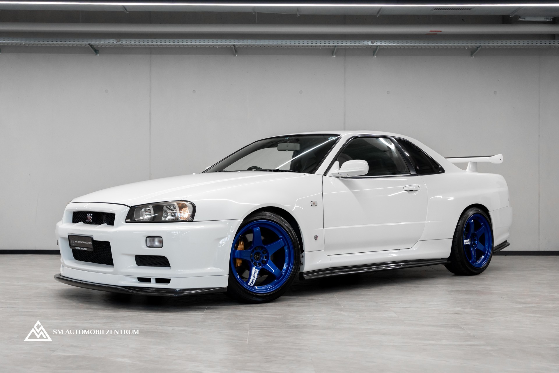 NISSAN Skyline R-34 GTR-image-0