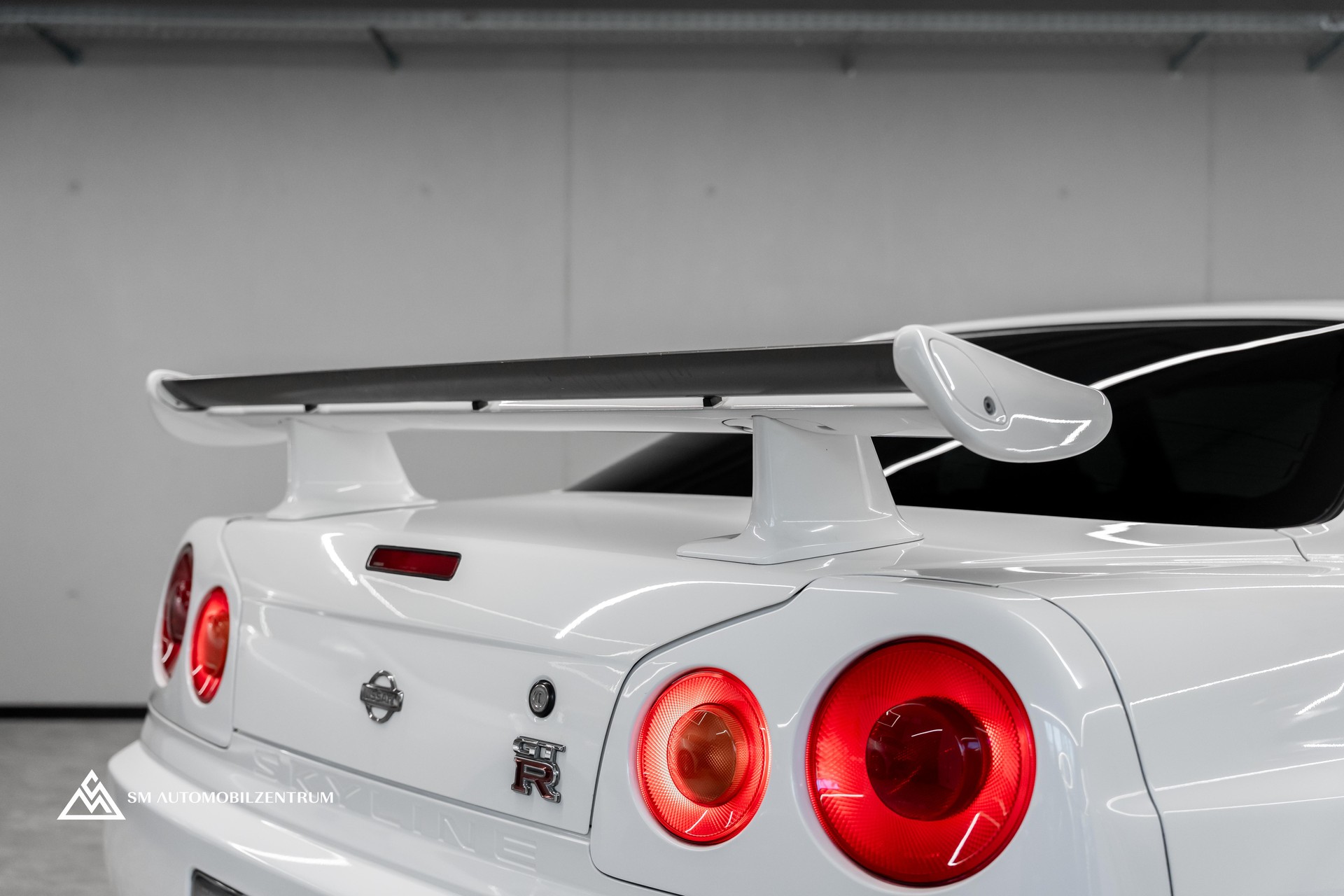 NISSAN Skyline R-34 GTR-image-10
