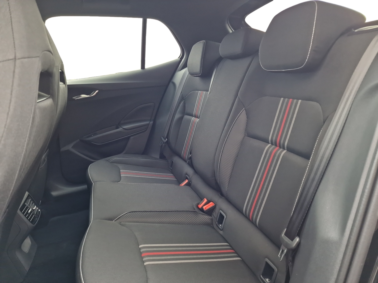 SKODA Fabia 1.0 TSI Monte Carlo DSG MY 2027-image-17