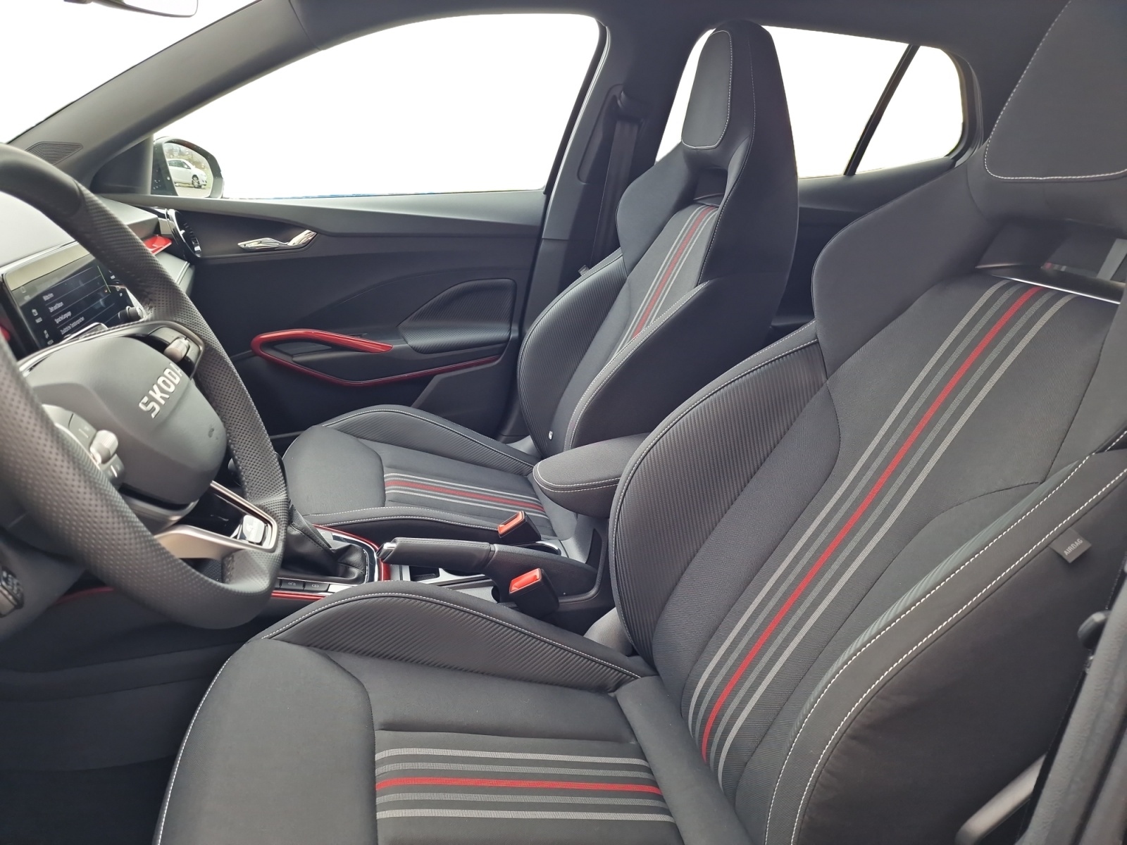 SKODA Fabia 1.0 TSI Monte Carlo DSG MY 2027-image-9