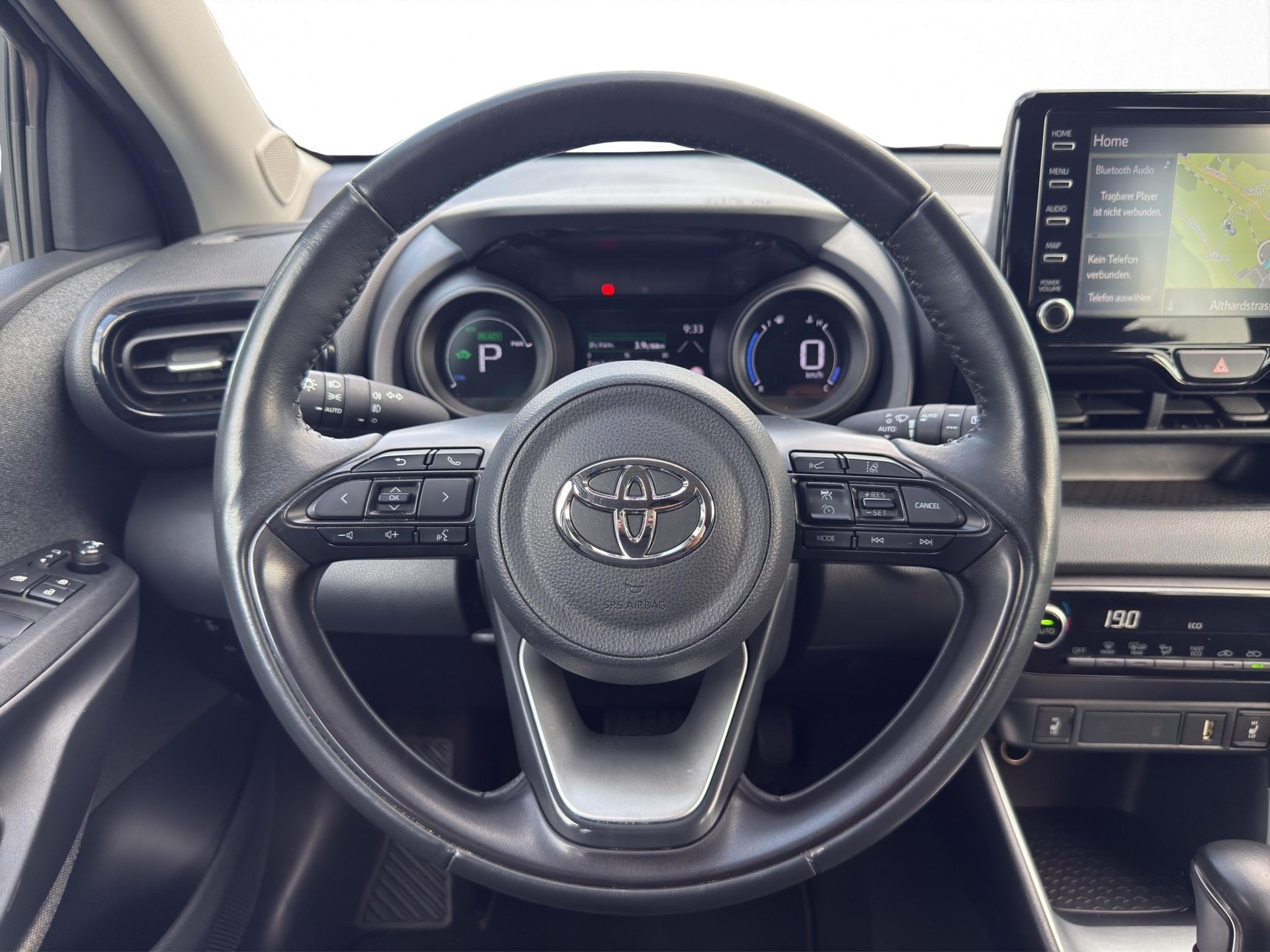 TOYOTA Yaris 1.5 VVT-i HSD Trend-image-15