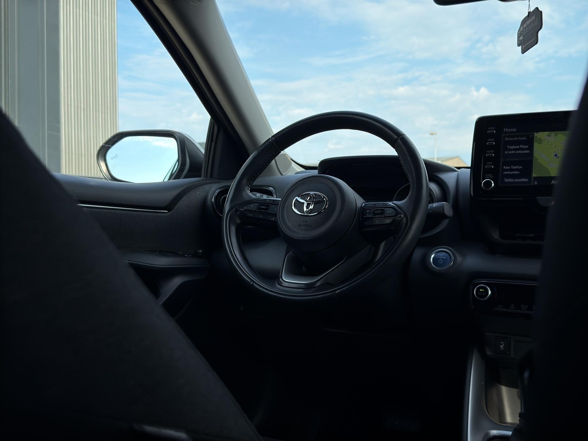 TOYOTA Yaris 1.5 VVT-i HSD Trend-image-21
