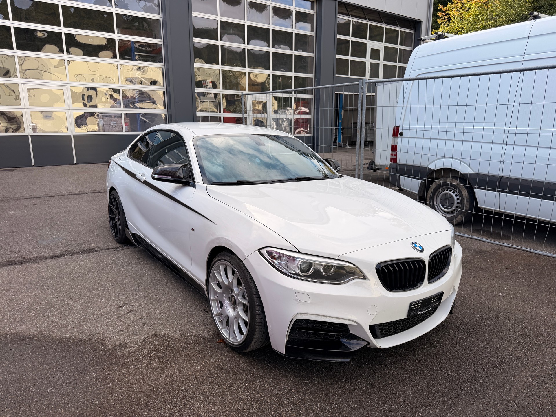 BMW M235i xDrive Steptronic Perfomance-showroom-element-2
