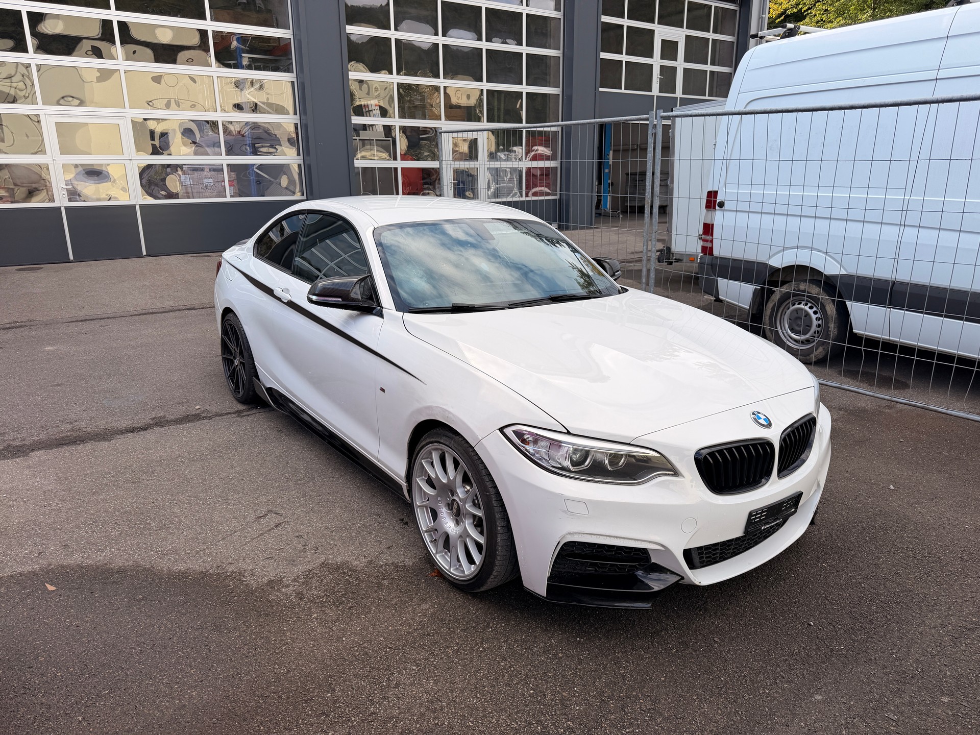 BMW M235i xDrive Steptronic Perfomance-image-4