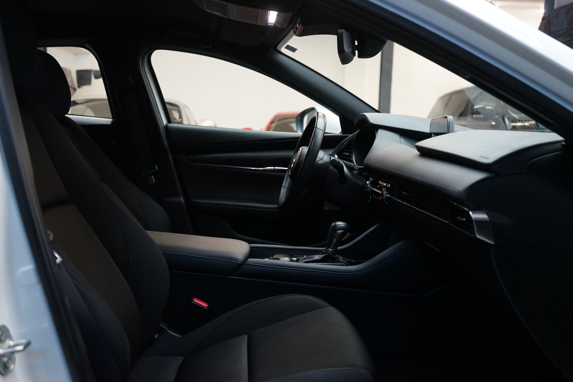 MAZDA 3 Hatchback SKYACTIV-X M Hybrid 186 Ambition Automat-image-4