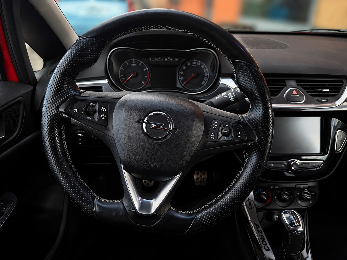 OPEL Corsa 1.6 Turbo OPC-image-8