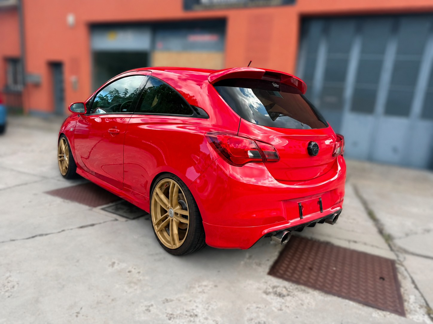 OPEL Corsa 1.6 Turbo OPC-image-2