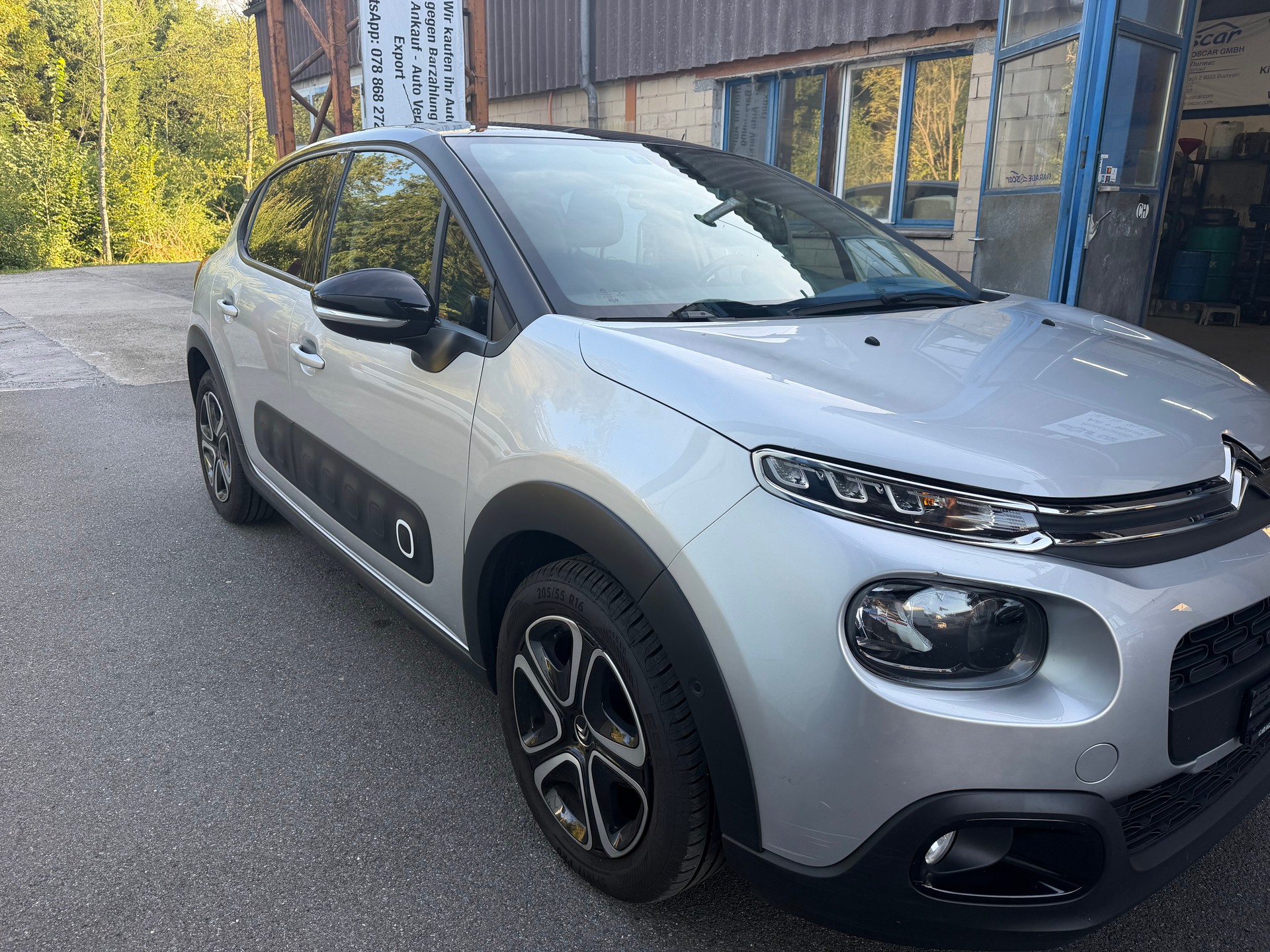 CITROEN C3 1.2i PureTech Elle EAT-image-0