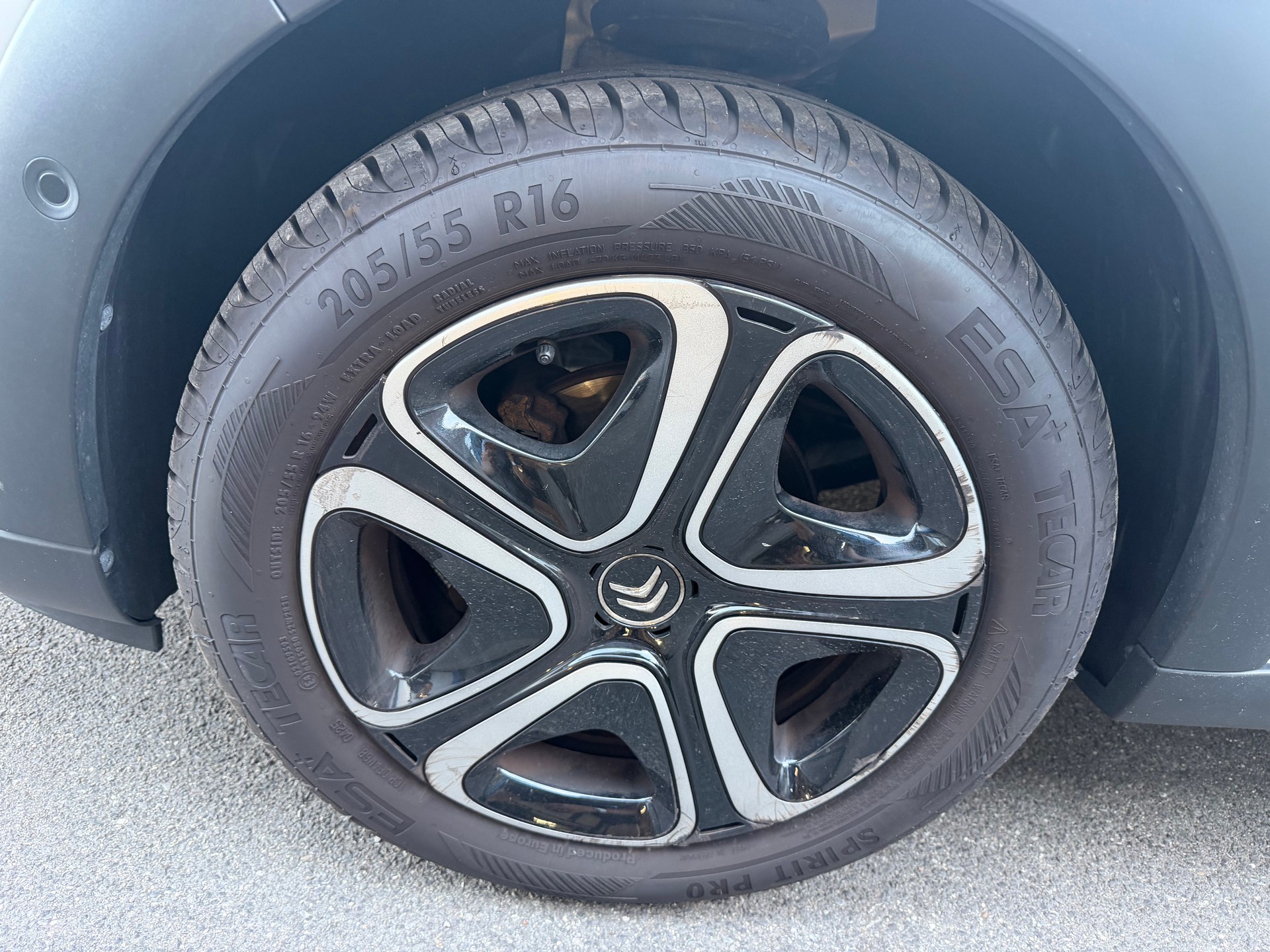 CITROEN C3 1.2i PureTech Elle EAT-image-6