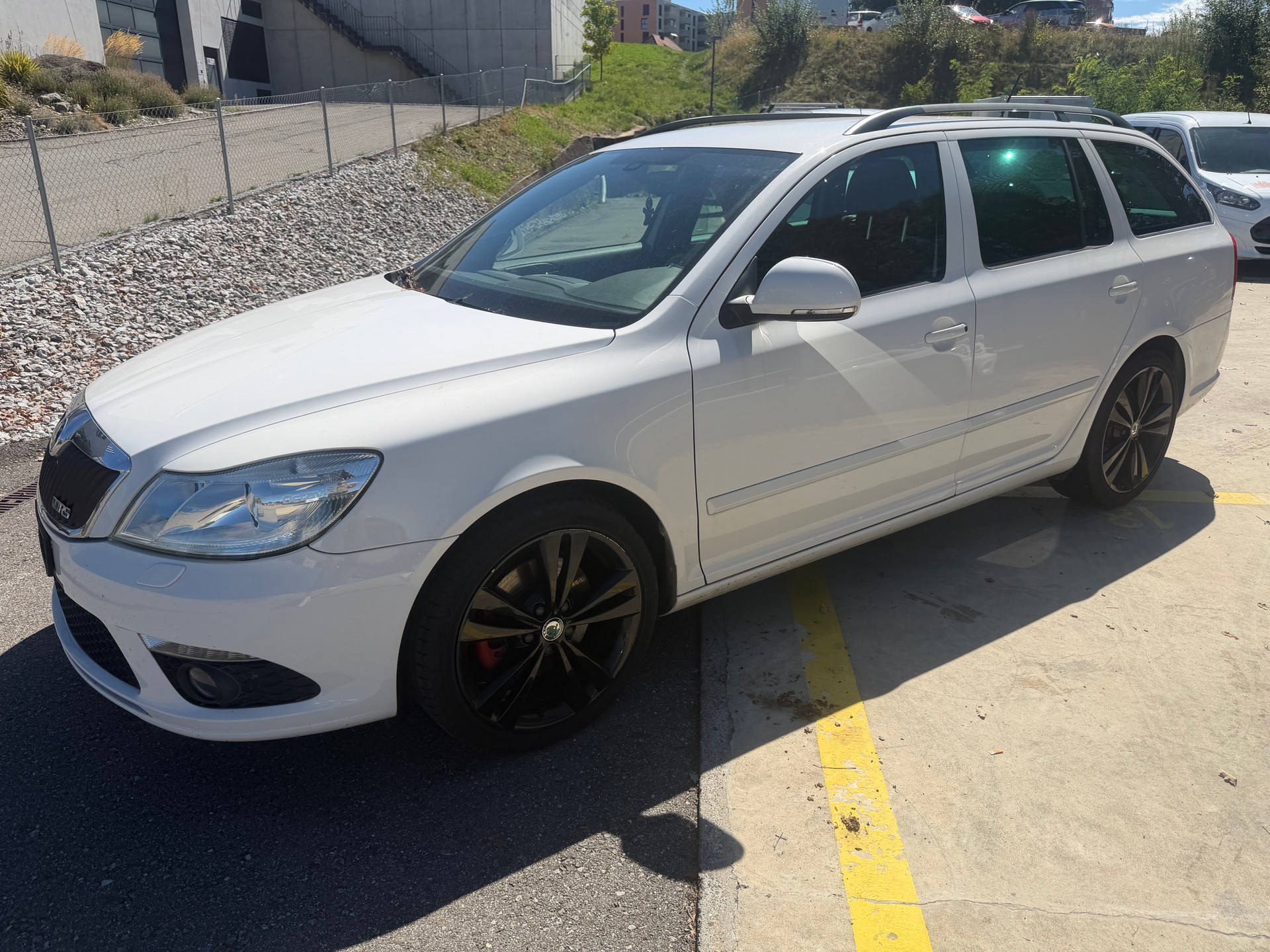 SKODA Octavia Combi 2.0 TSI RS