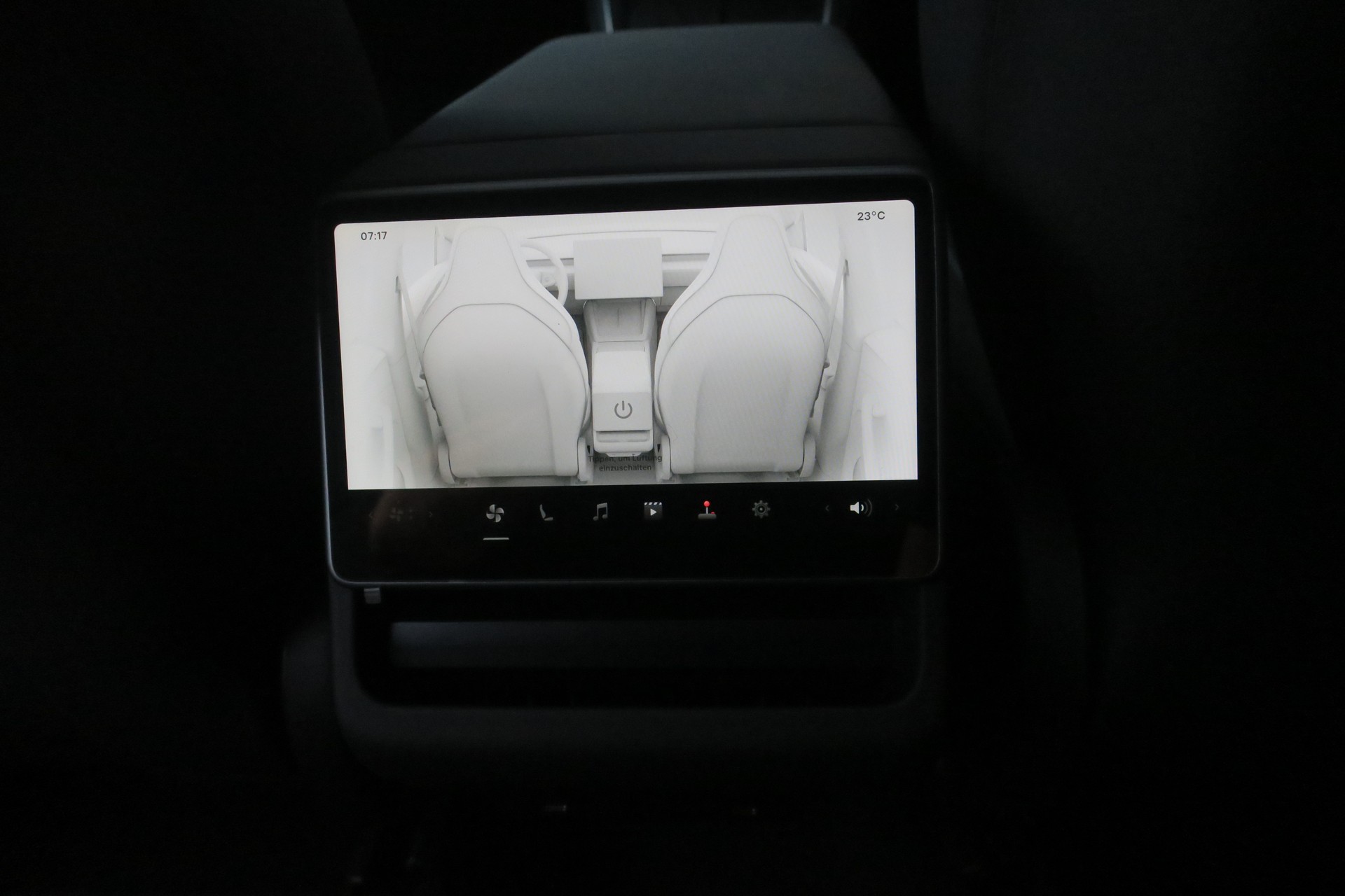 TESLA Model Y Performance-image-9