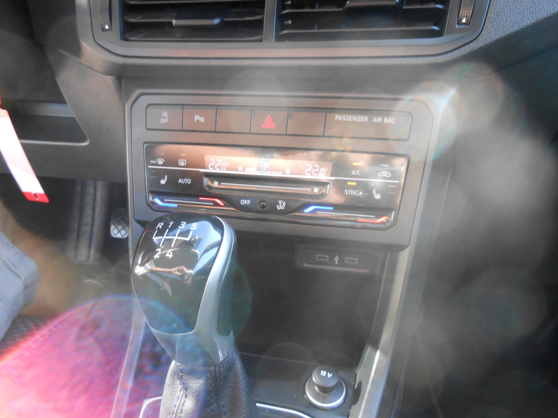 VW T-Cross 1.0 TSI Value-image-11