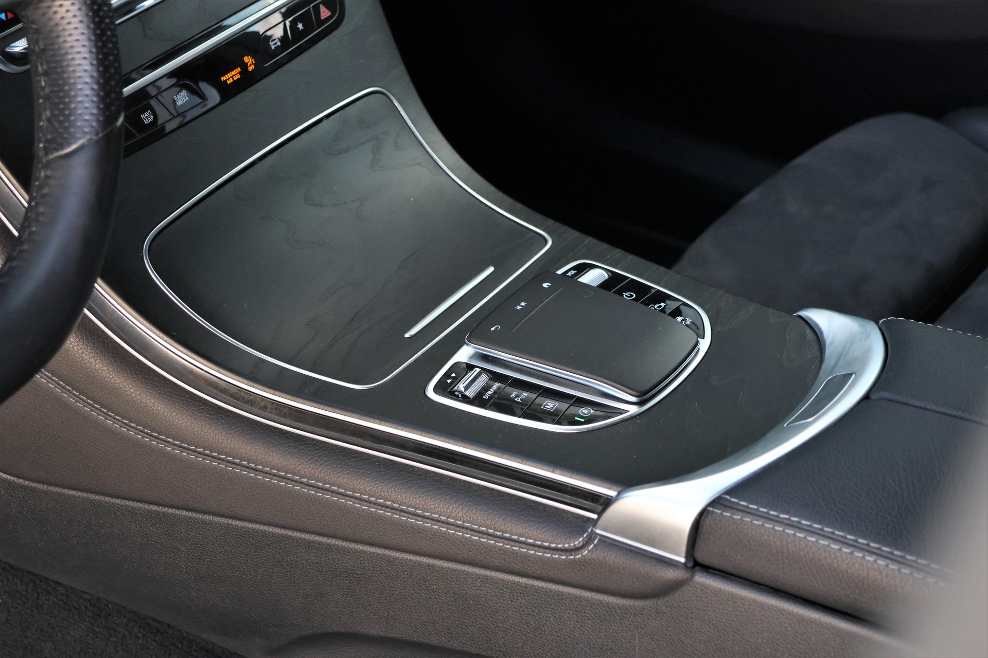 MERCEDES-BENZ GLC 200 AMG Line 4Matic 9G-Tronic (CH)-image-10
