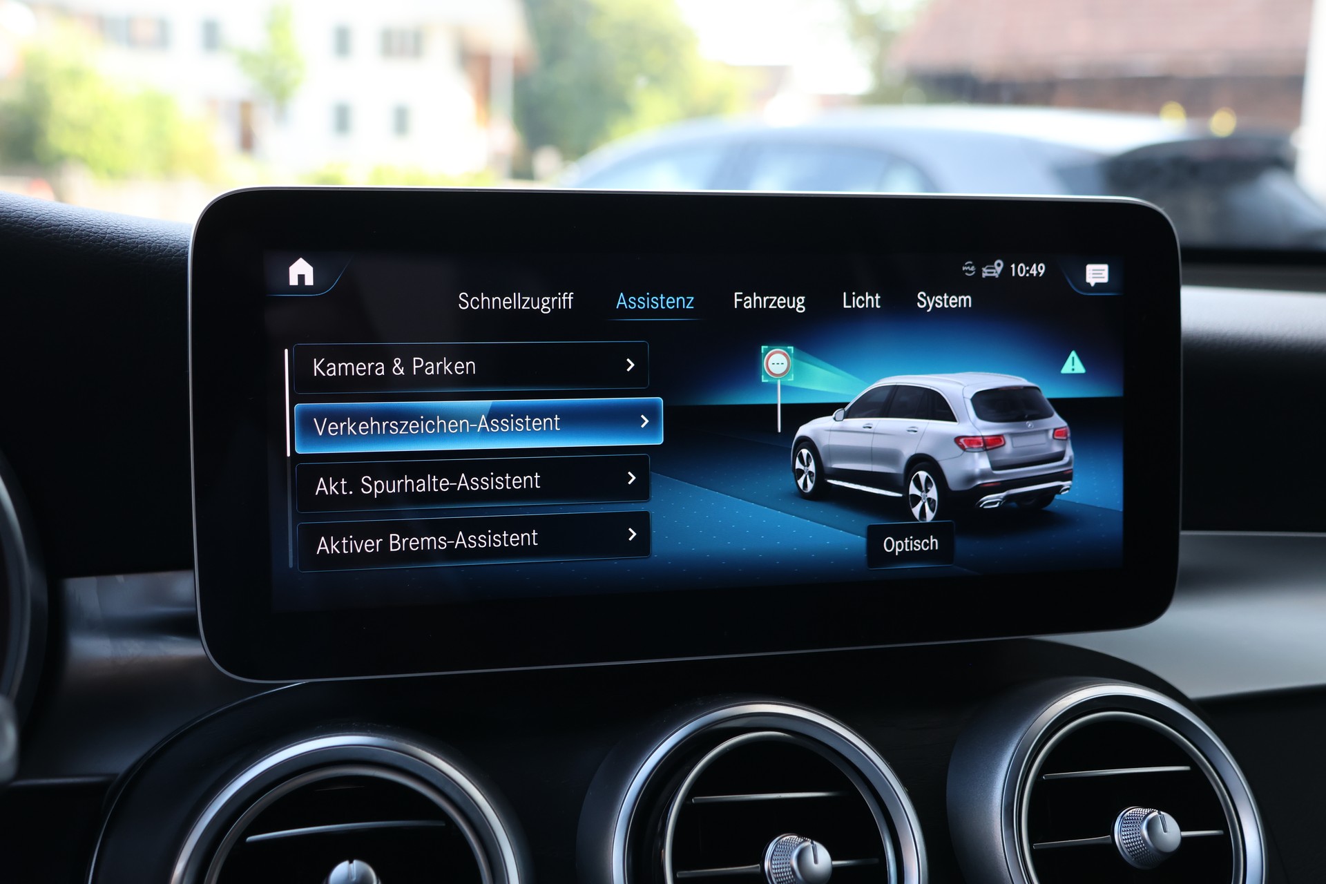 MERCEDES-BENZ GLC 200 AMG Line 4Matic 9G-Tronic (CH)-image-22