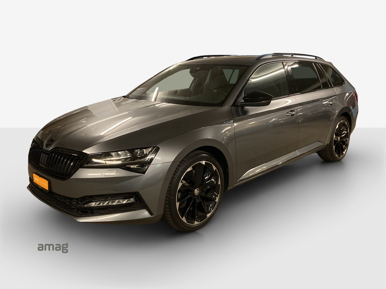 SKODA Superb Combi 2.0 TSI SportLine Light 4x4 DSG-image-14