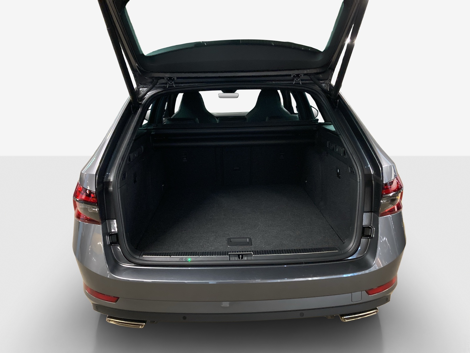 SKODA Superb Combi 2.0 TSI SportLine Light 4x4 DSG-image-10