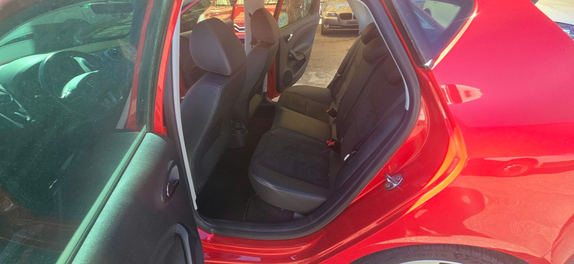 SEAT Ibiza 1.4 EcoTSI FR-image-9
