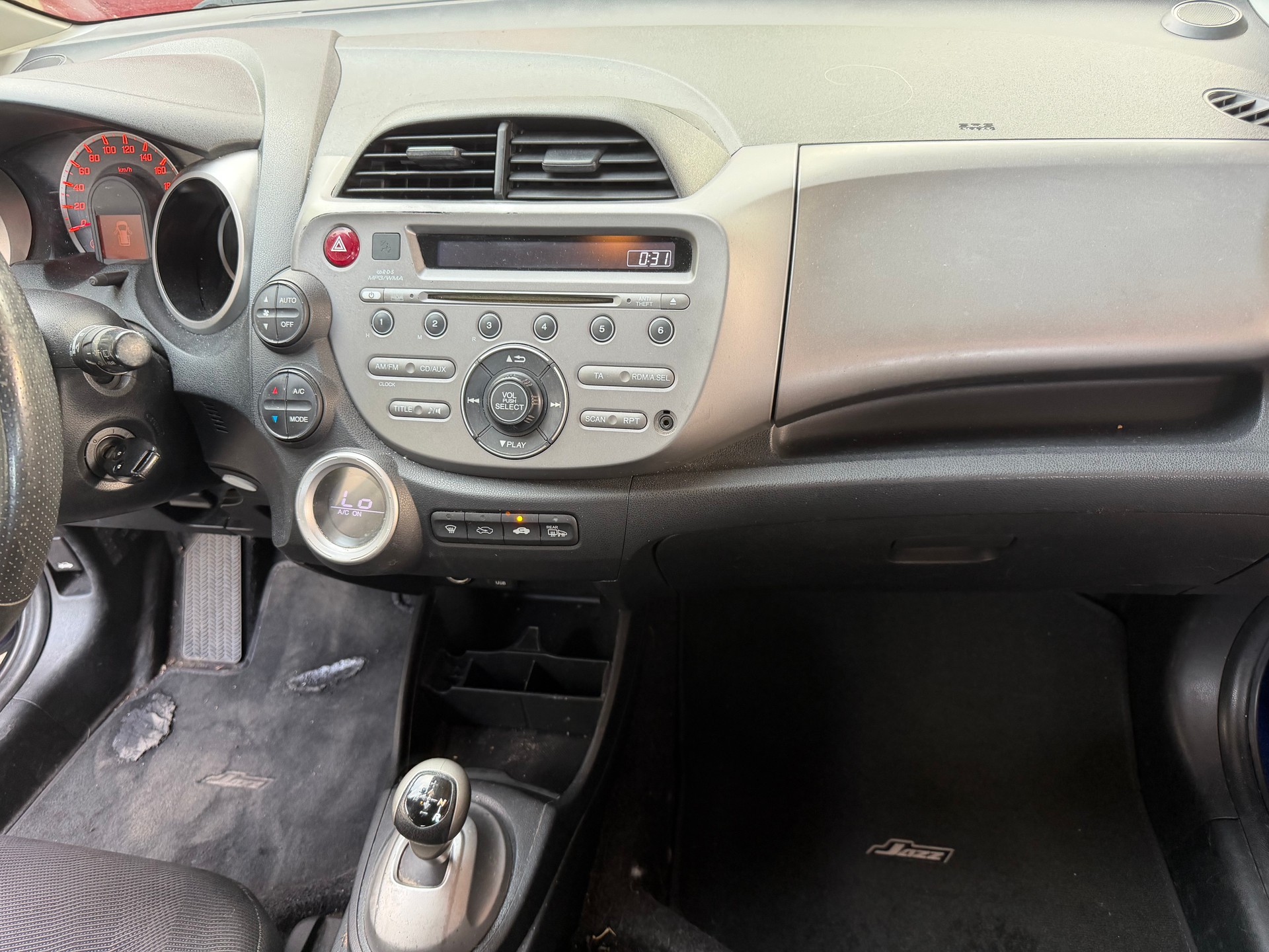 HONDA Jazz 1.4i Exclusive i-Shift-image-5