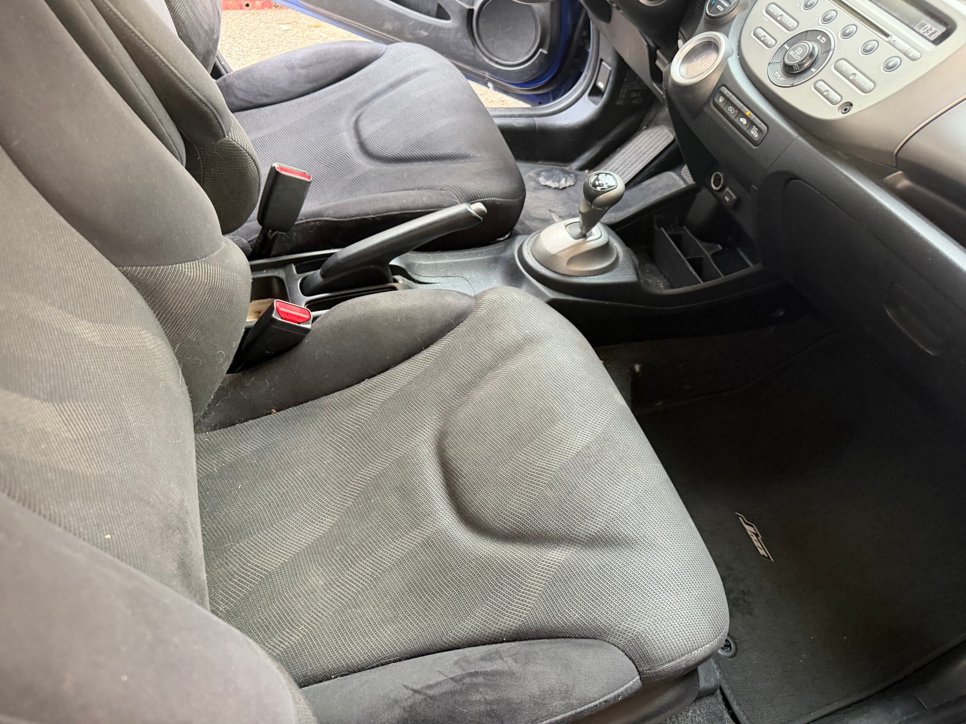 HONDA Jazz 1.4i Exclusive i-Shift-image-6