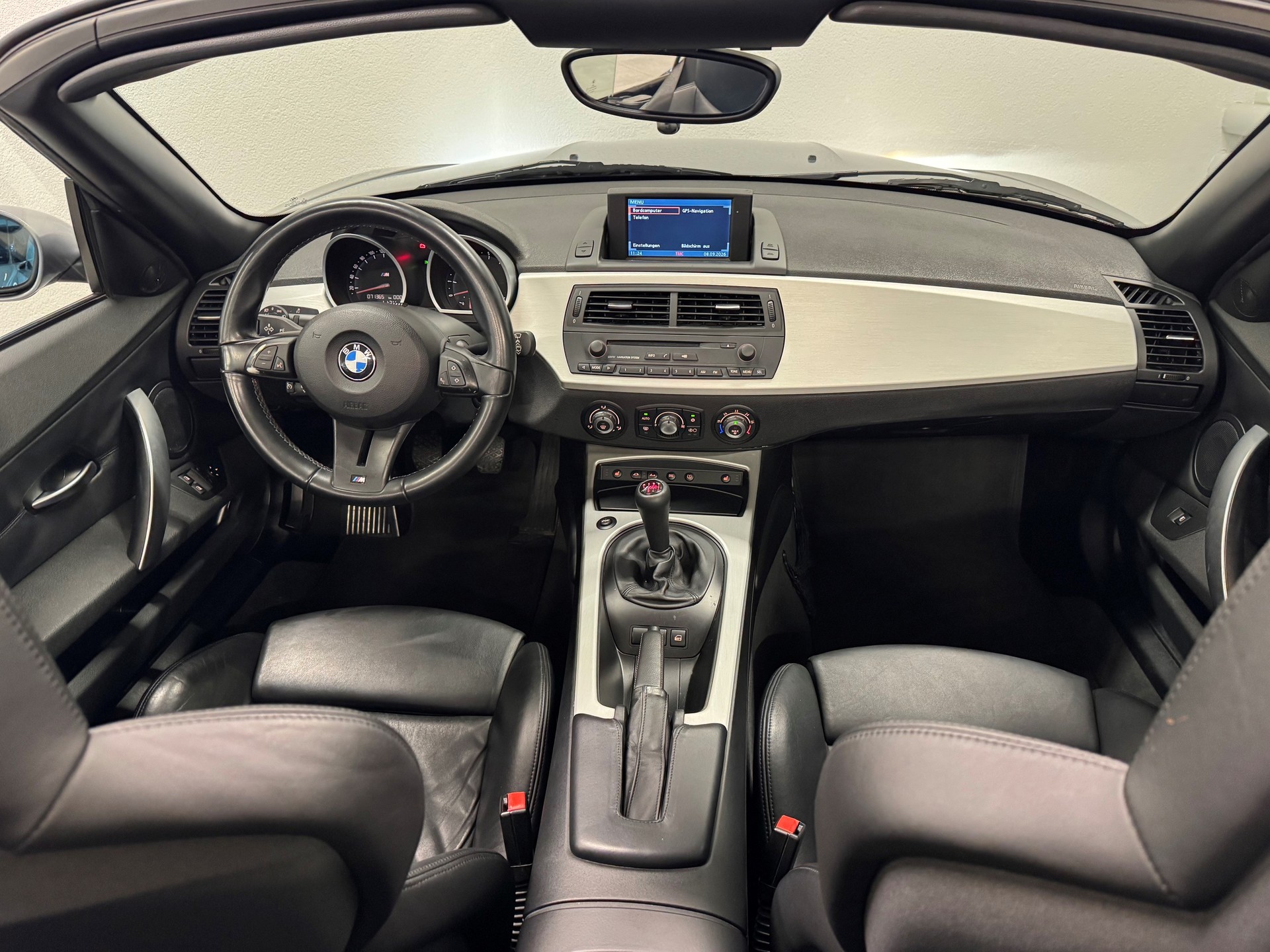 BMW Z4 M Roadster-image-4
