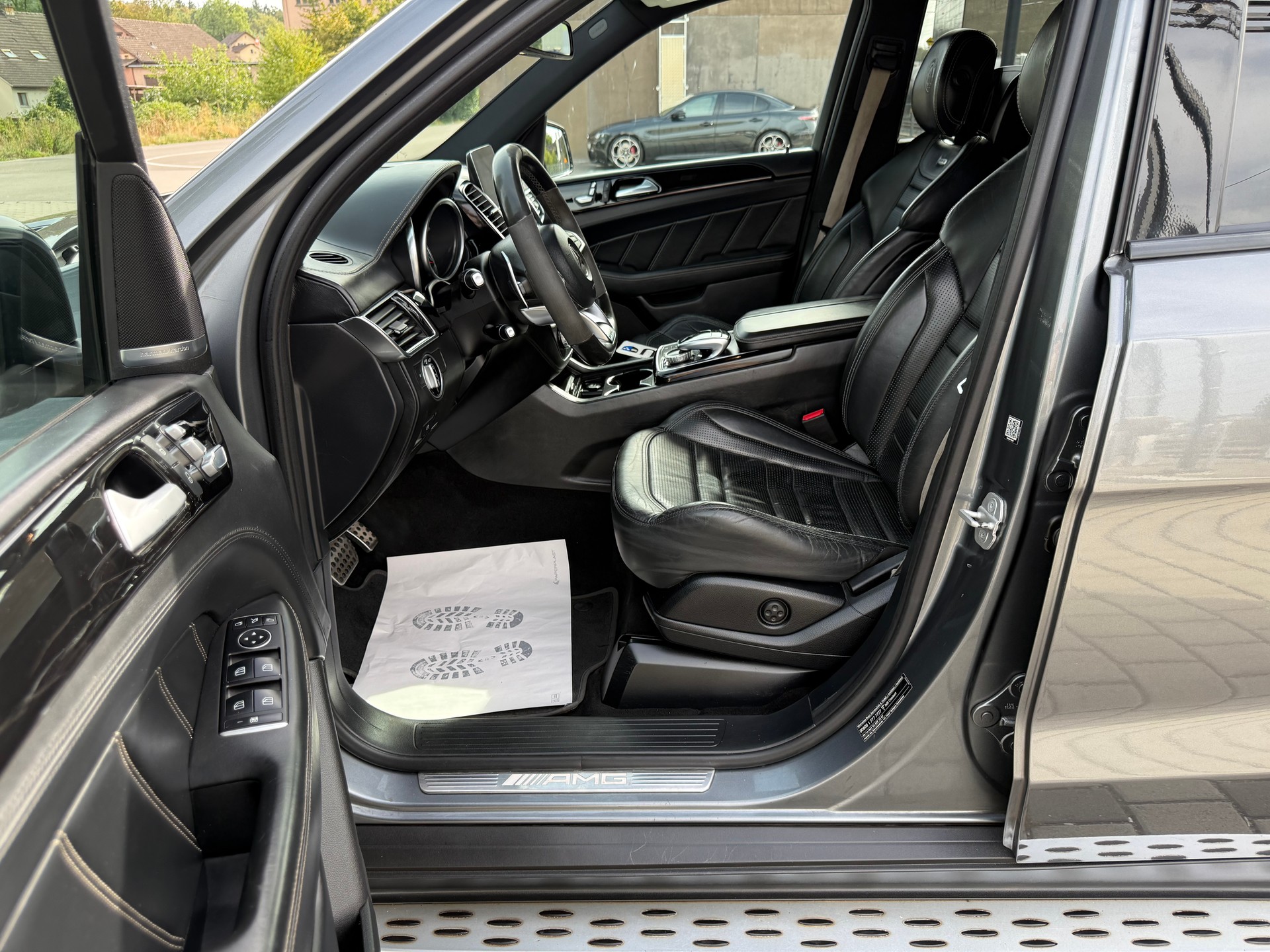 MERCEDES-BENZ GLE 63 S AMG 4Matic Speedshift Plus 7G-Tronic-image-10