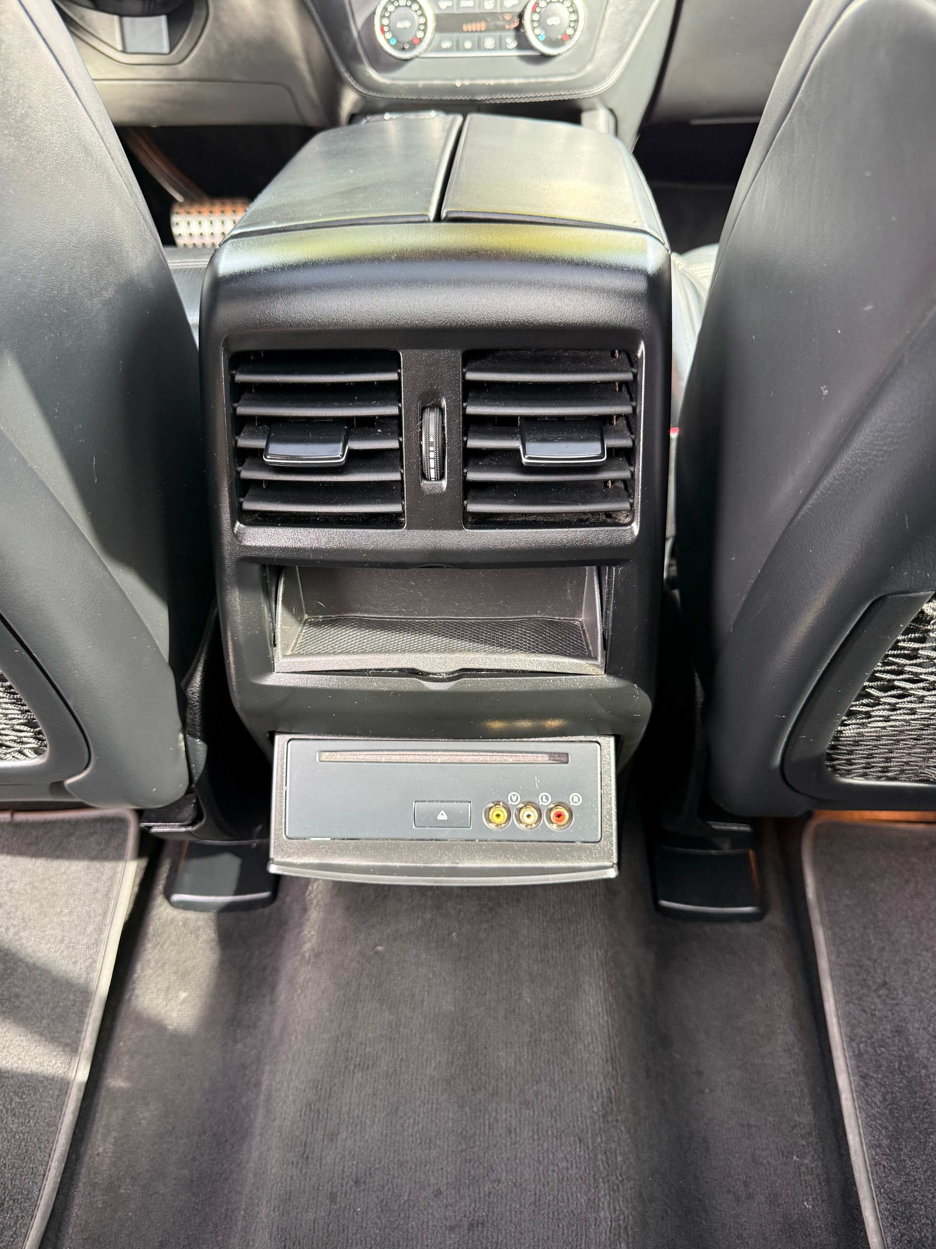 MERCEDES-BENZ GLE 63 S AMG 4Matic Speedshift Plus 7G-Tronic-image-13