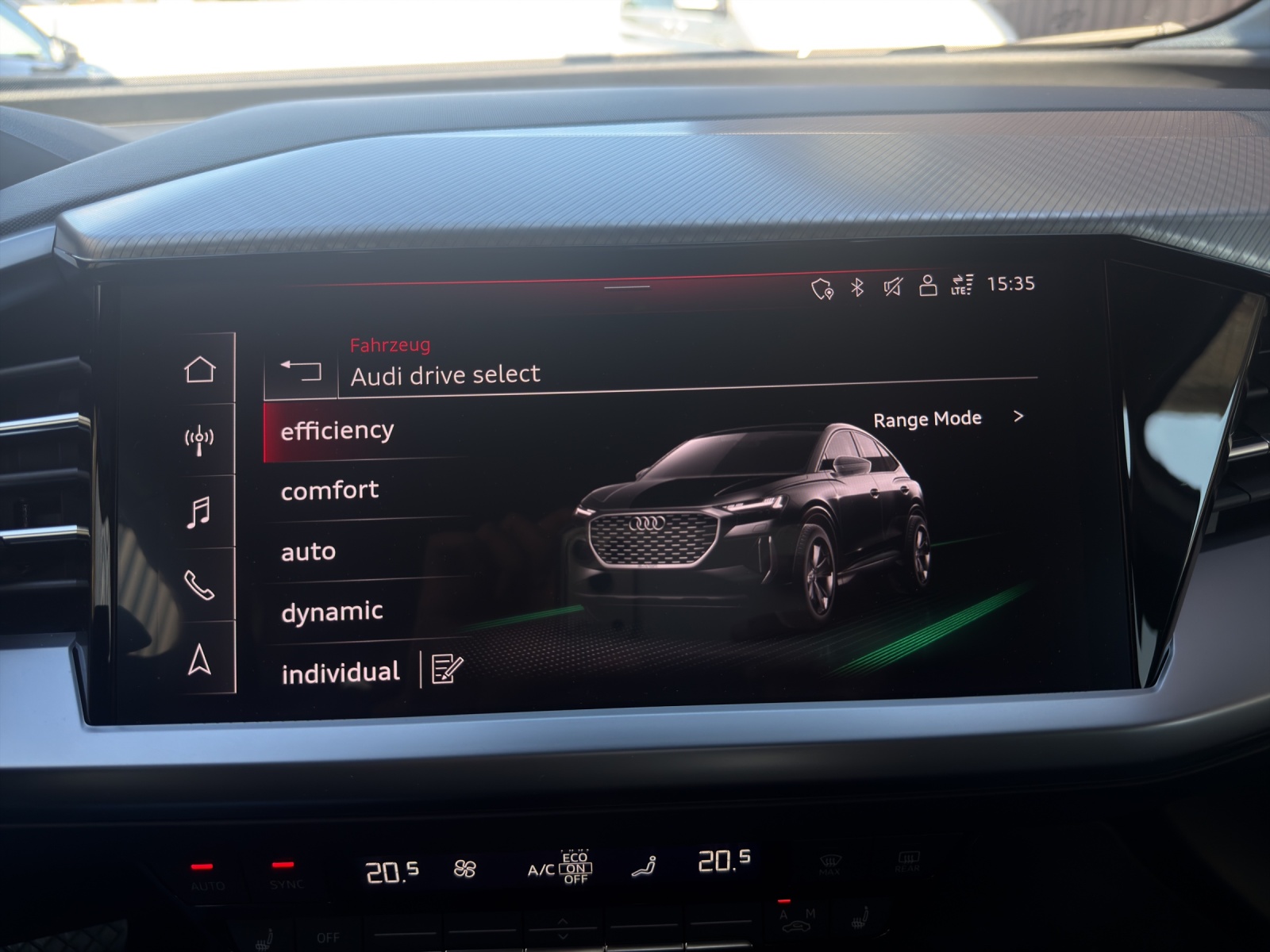 AUDI Q4 Sportback e-tron 50 quattro - Matrix-LED - Rückfahrkamera-image-9