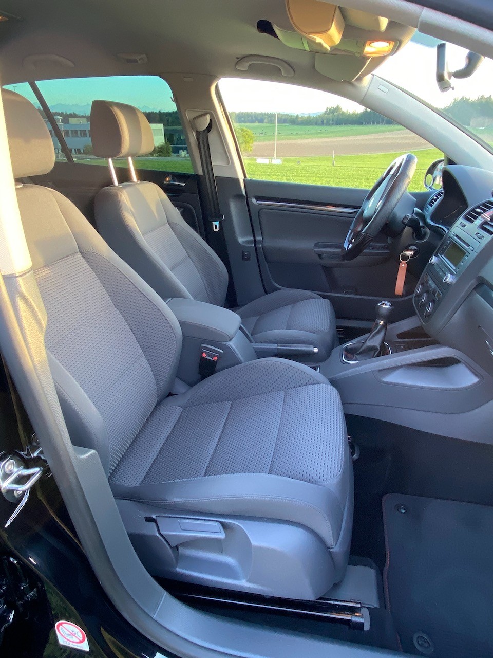 VW Golf GT-image-4