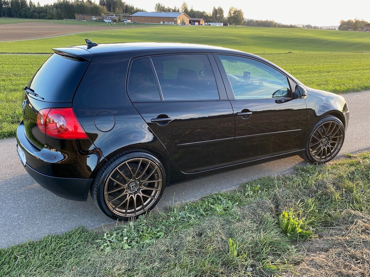 VW Golf GT-image-3