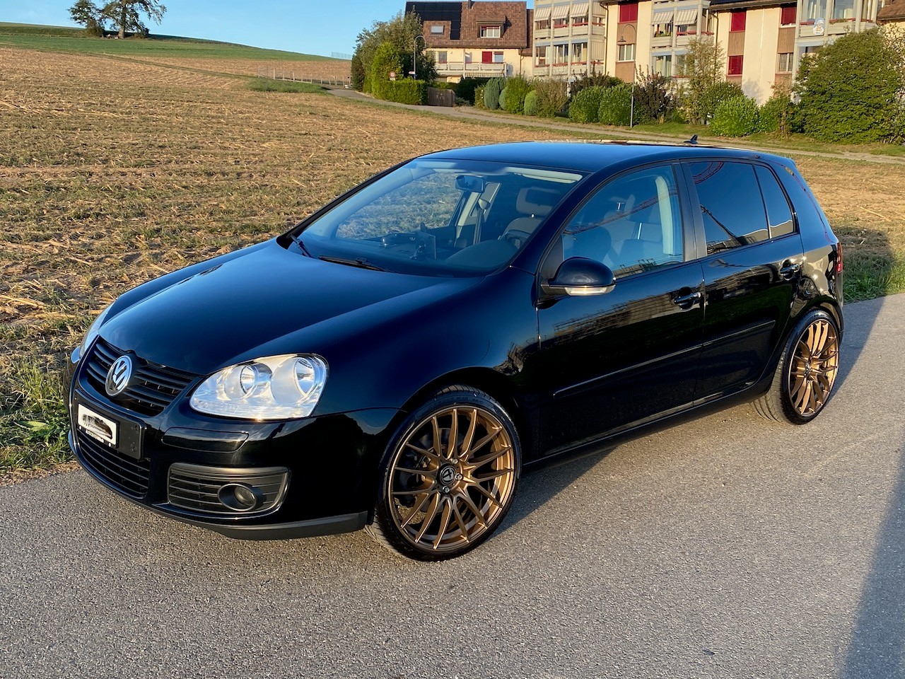 VW Golf GT-image-0