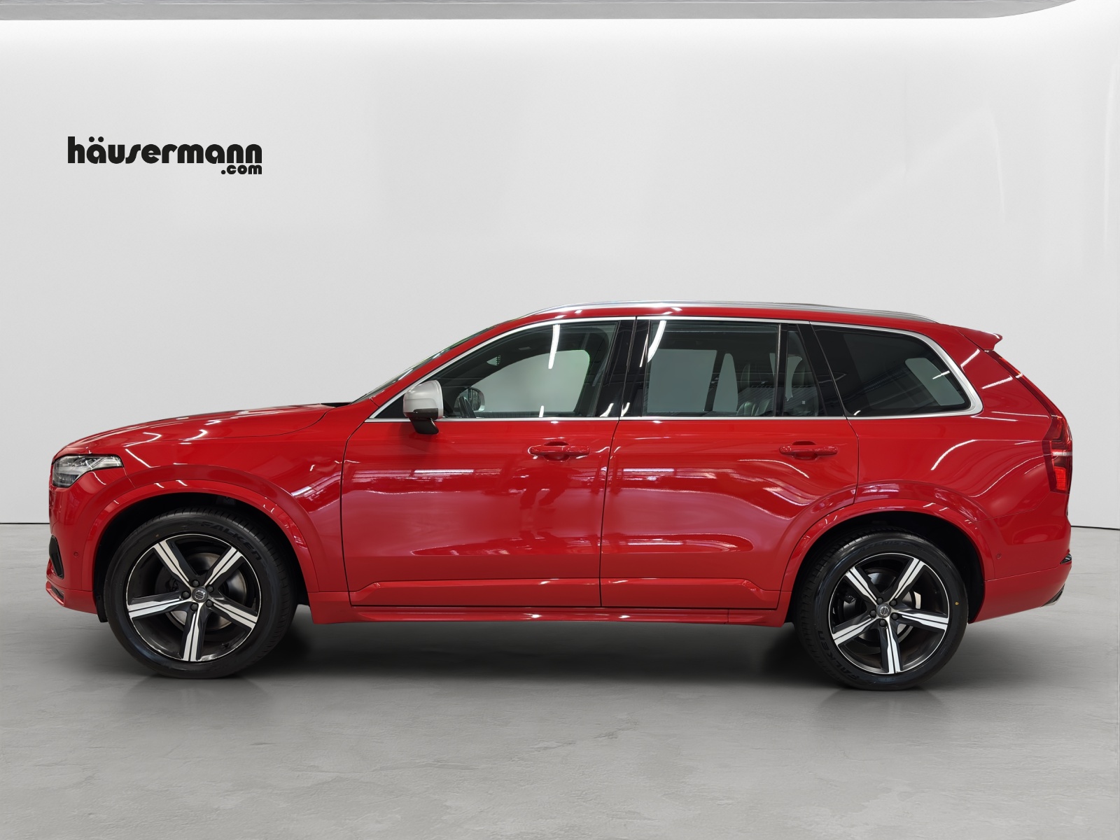 VOLVO XC90 2.0 T6 AWD R-Design 5-Plätzer-image-1