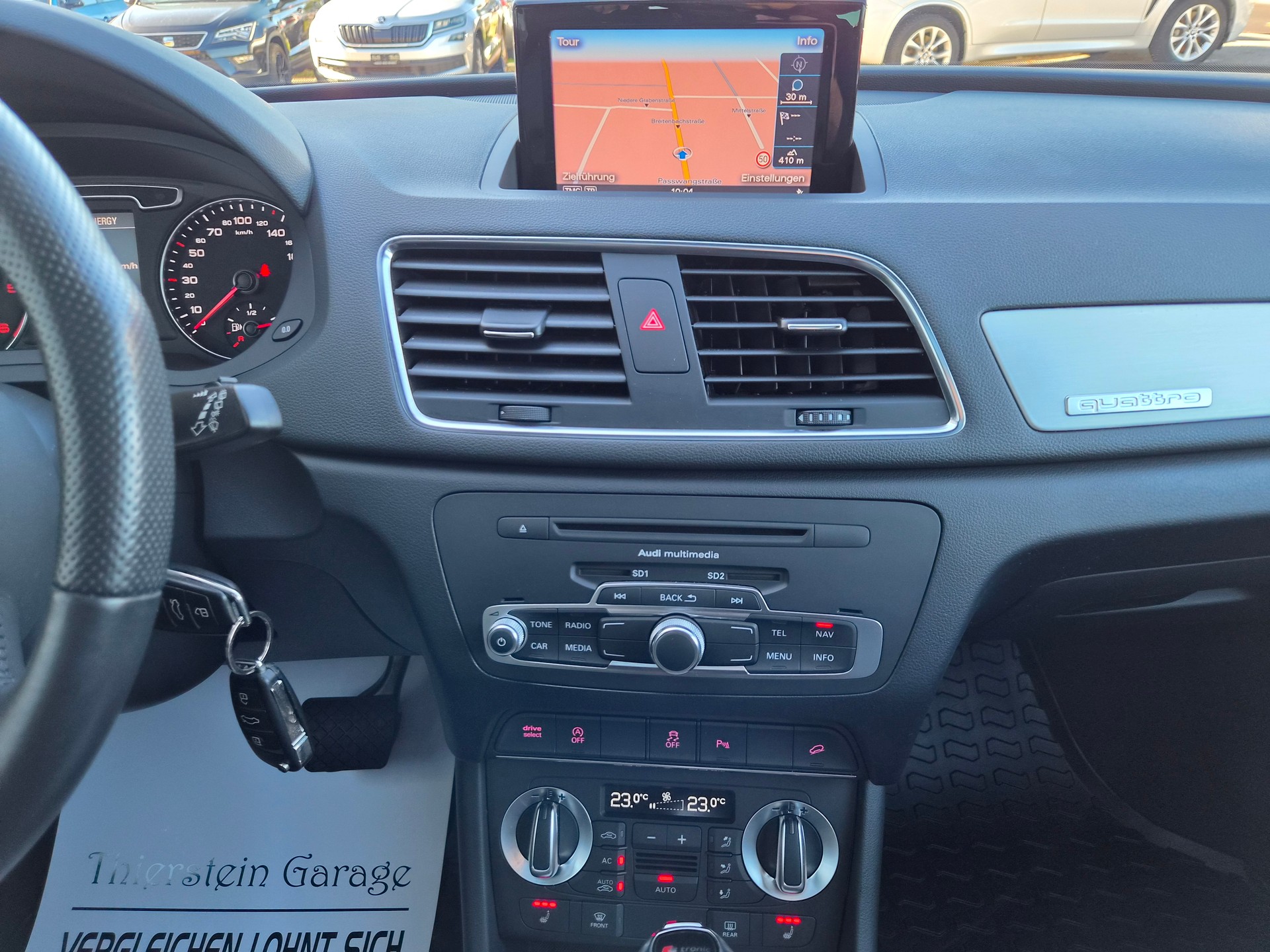 AUDI Q3 2.0 TDI quattro S-tronic S-Line-image-17