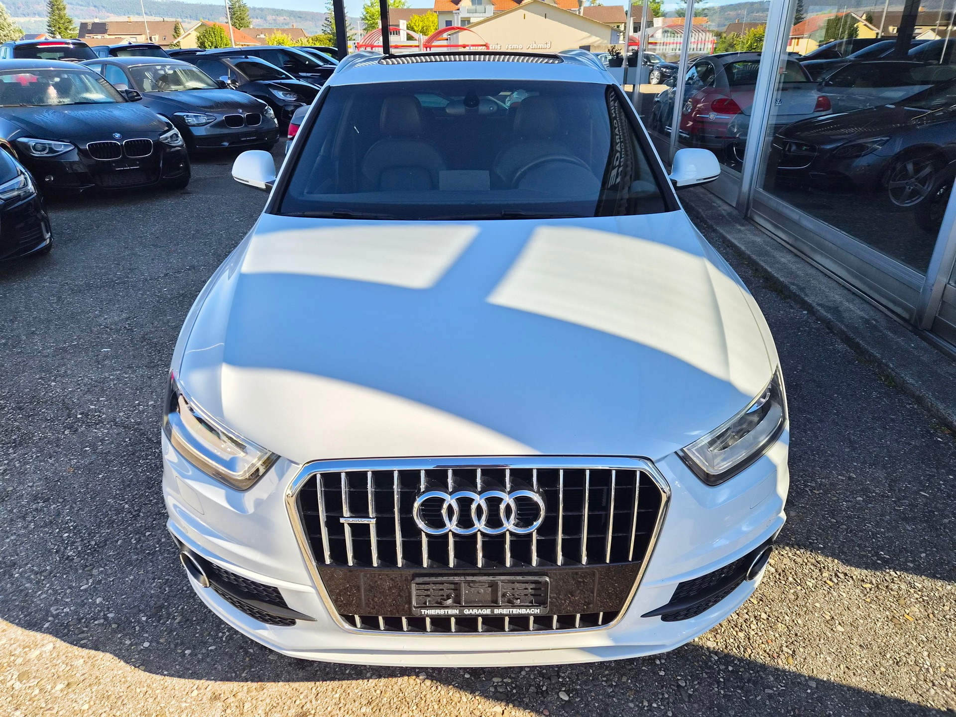 AUDI Q3 2.0 TDI quattro S-tronic S-Line-image-1