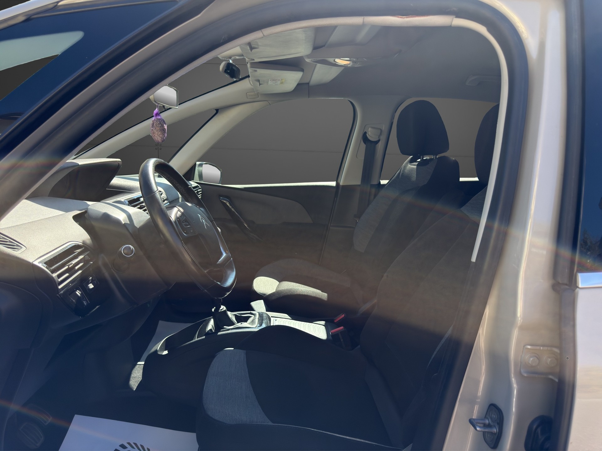 CITROEN C4 Picasso 1.2 Pure Tech Feel-image-8