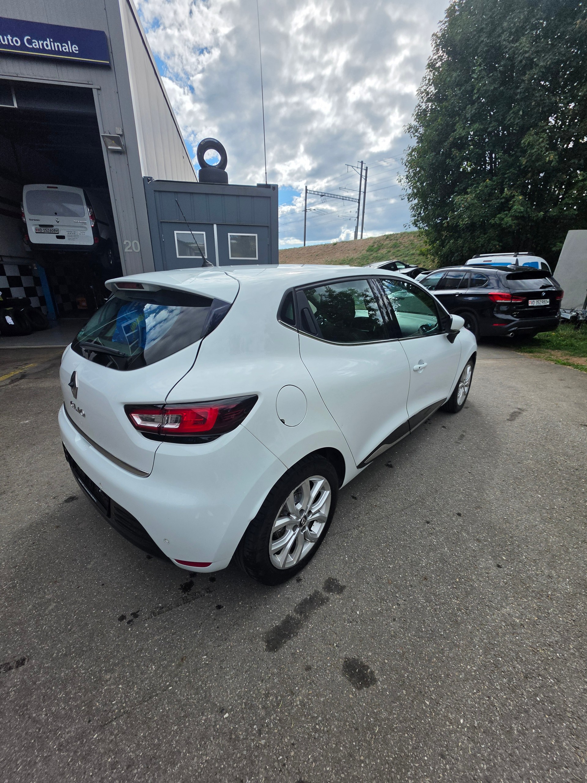 RENAULT Clio 1.2 16V T Intens EDC-image-7