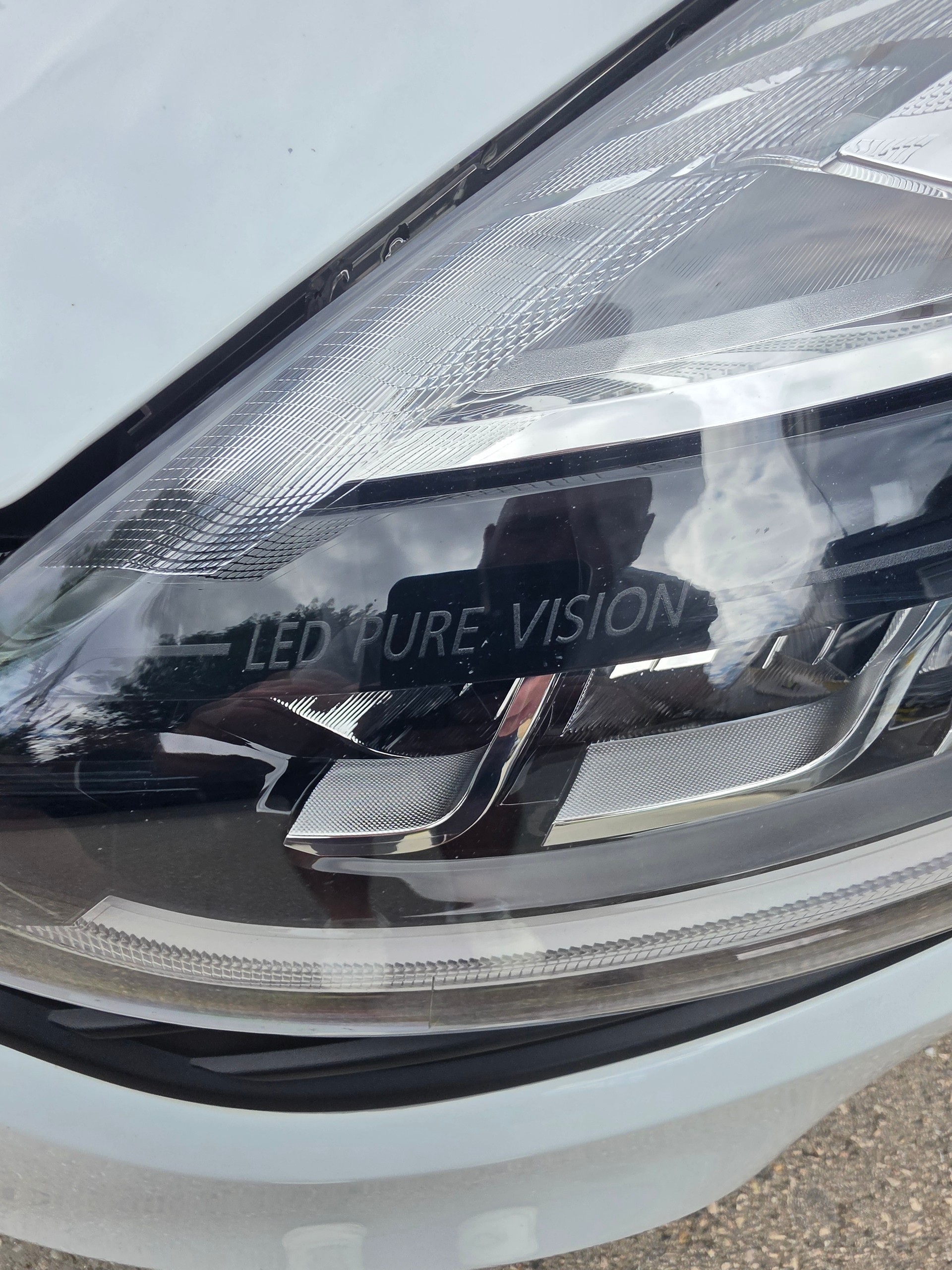 RENAULT Clio 1.2 16V T Intens EDC-image-8