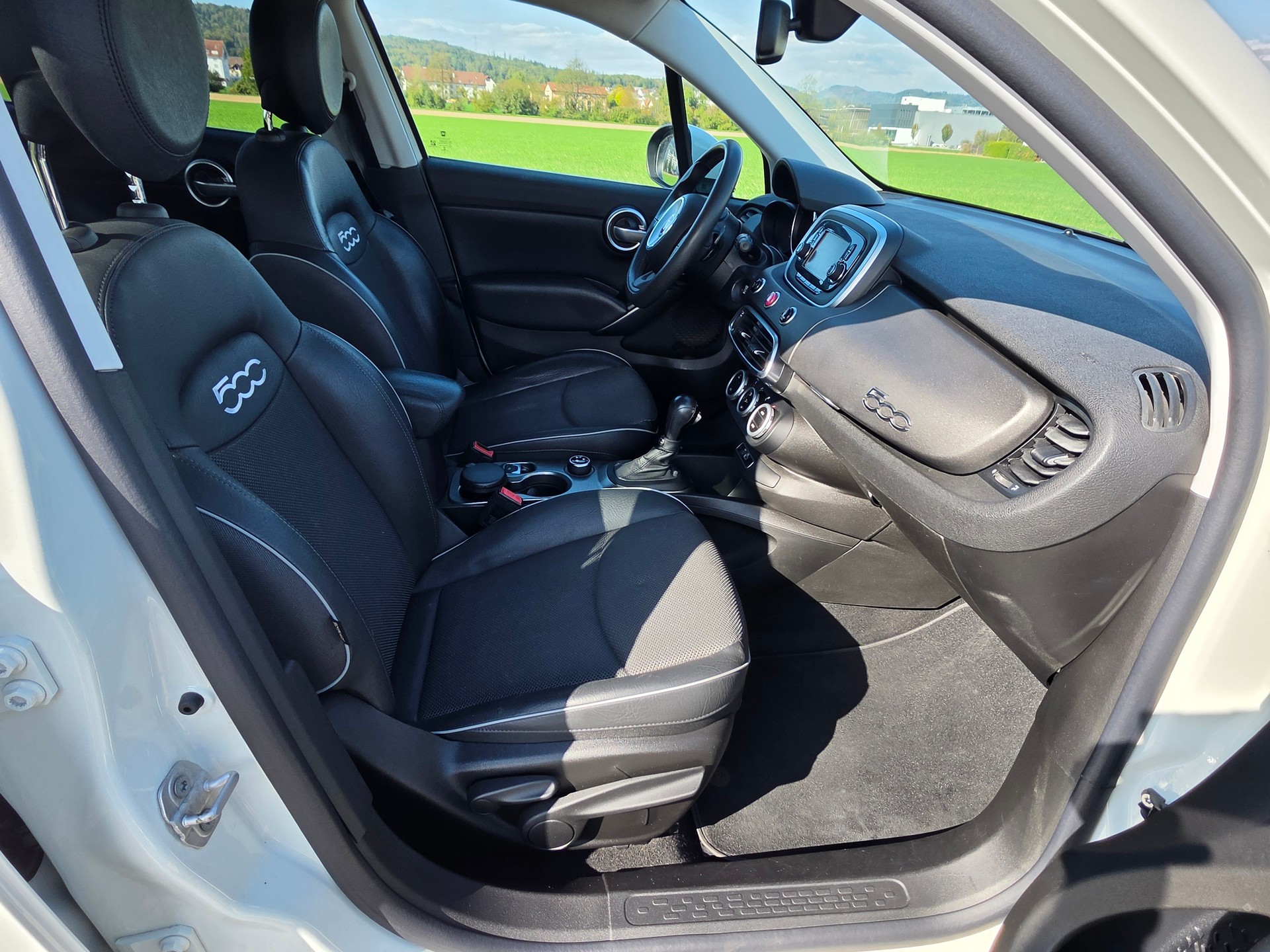 FIAT 500X 2.0 MJ Cross 4x4 Automatic-image-8